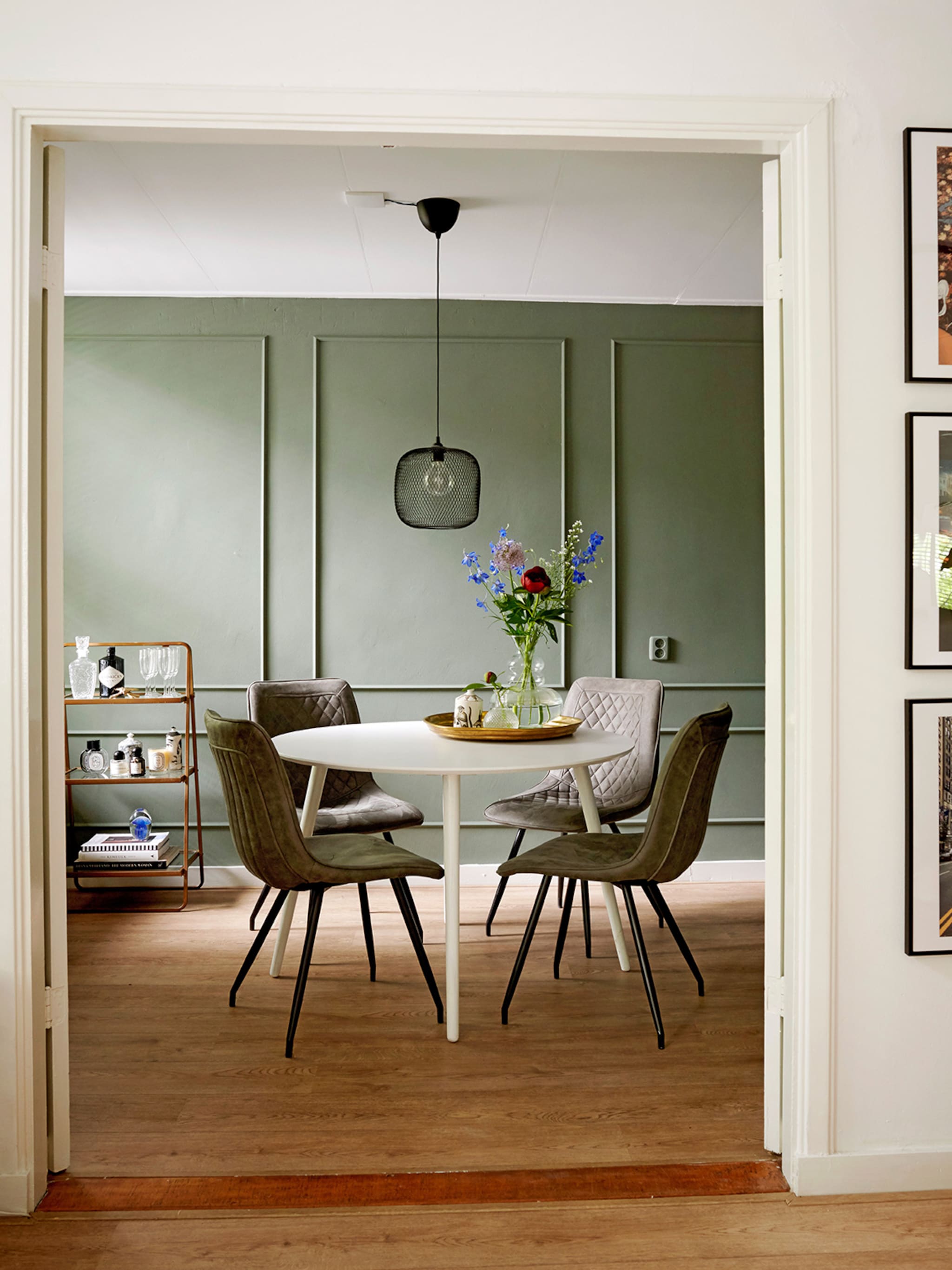binnenkijken in een klassiek ingericht jaren 30 appartement