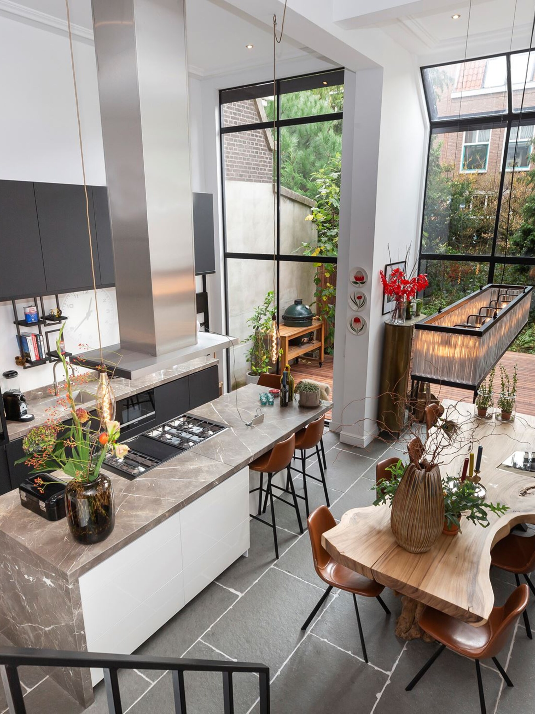 funda parel authentiek herenhuis met industrieel design in rotterdam