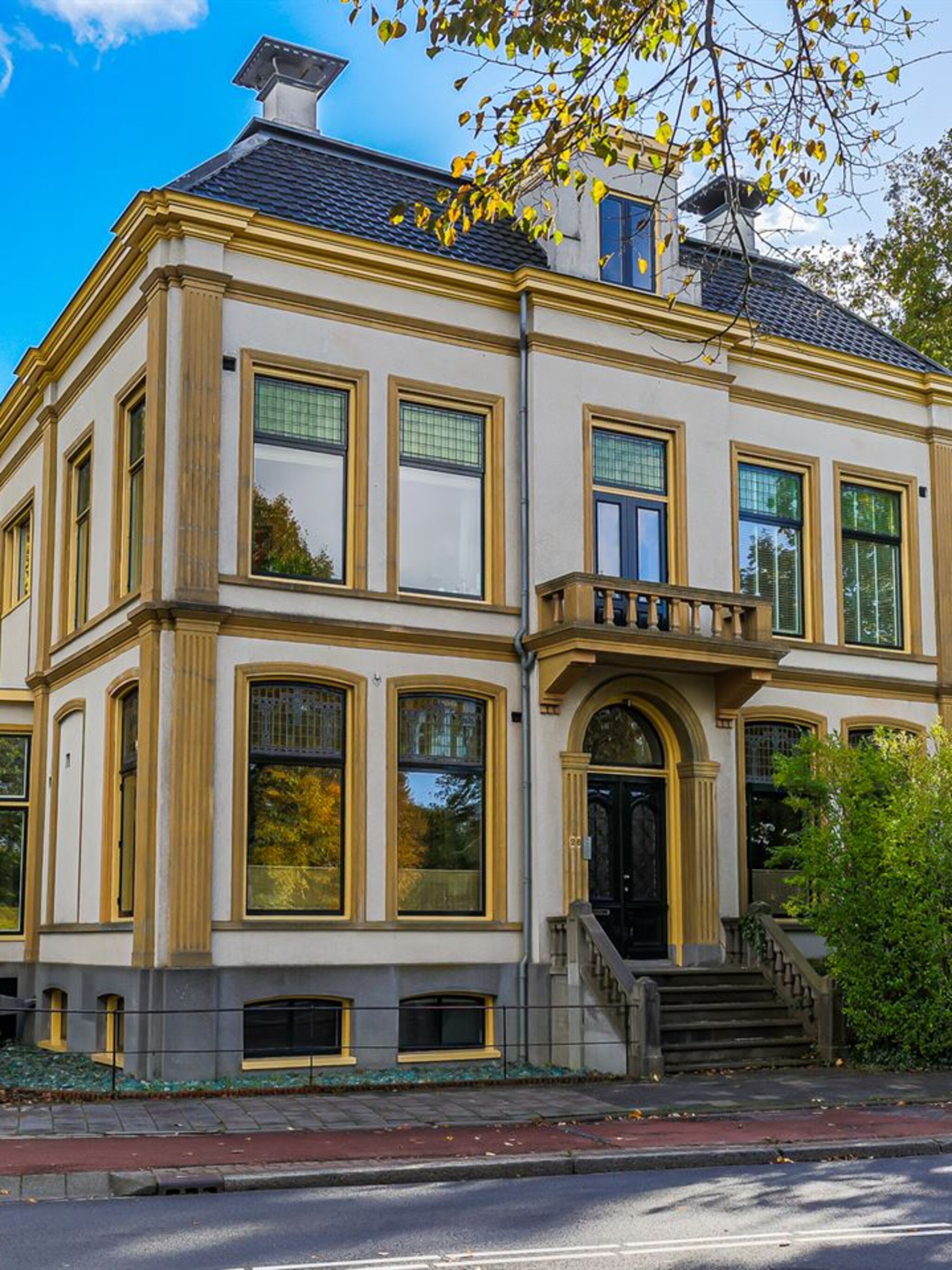 binnenkijken in een statig rijksmonument te groningen
