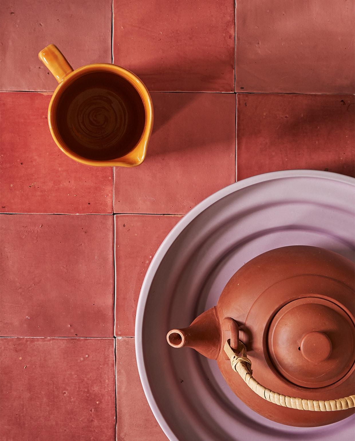 Tegels uit vtwonen collectie Craft Blusher via Douglas &amp; Jones