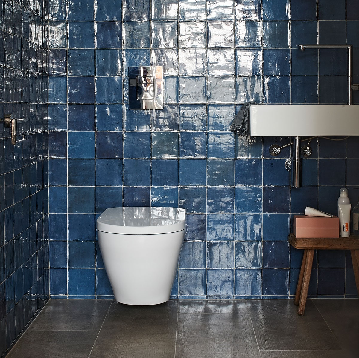 tegels vtwonen collectie, Craft Midnight Blue glossy, 12,5×12,5 cm, per m² € 79