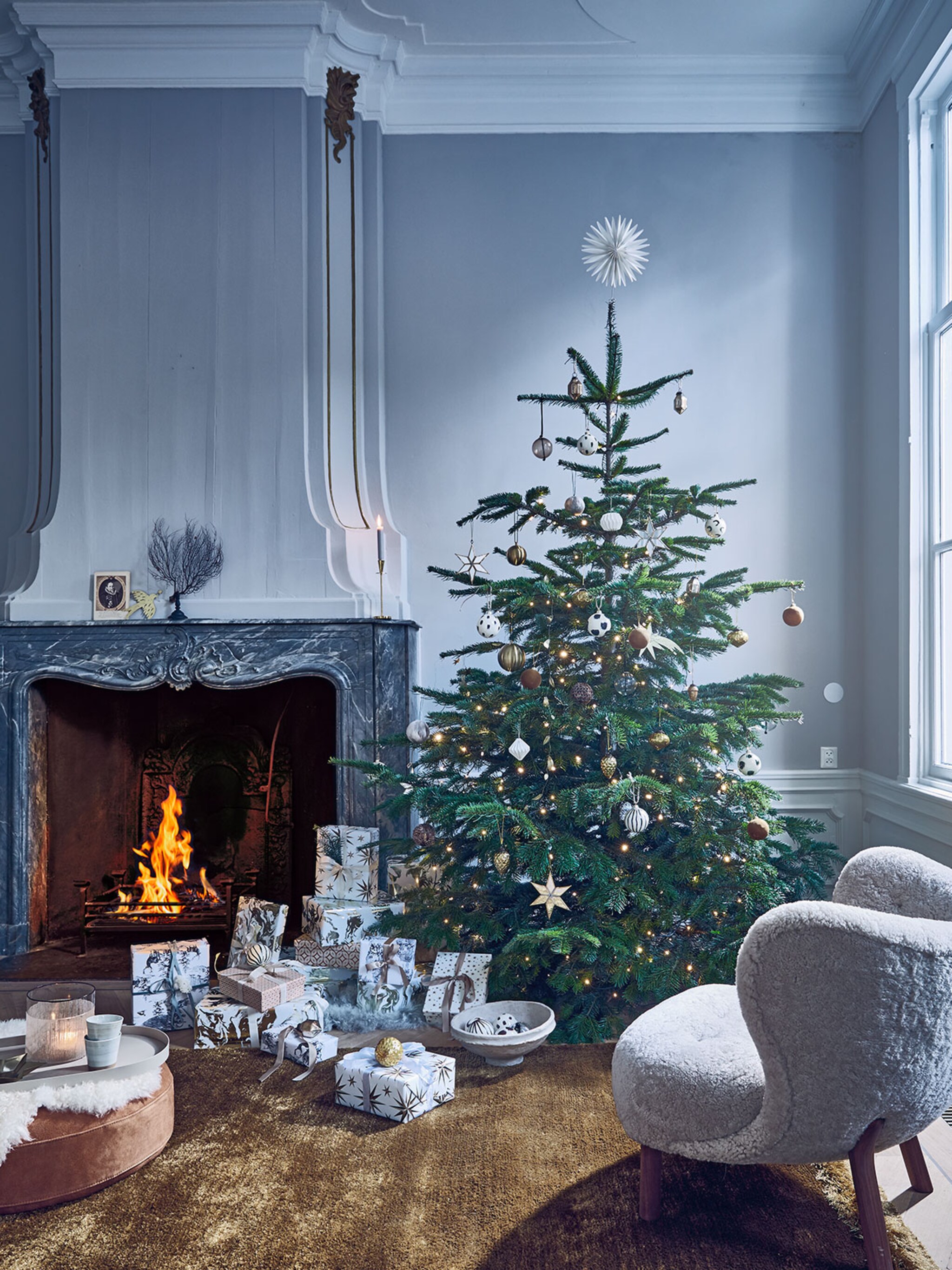 de kerstboom versieren als een pro dankzij de gouden tips van stylist ilona jongepier