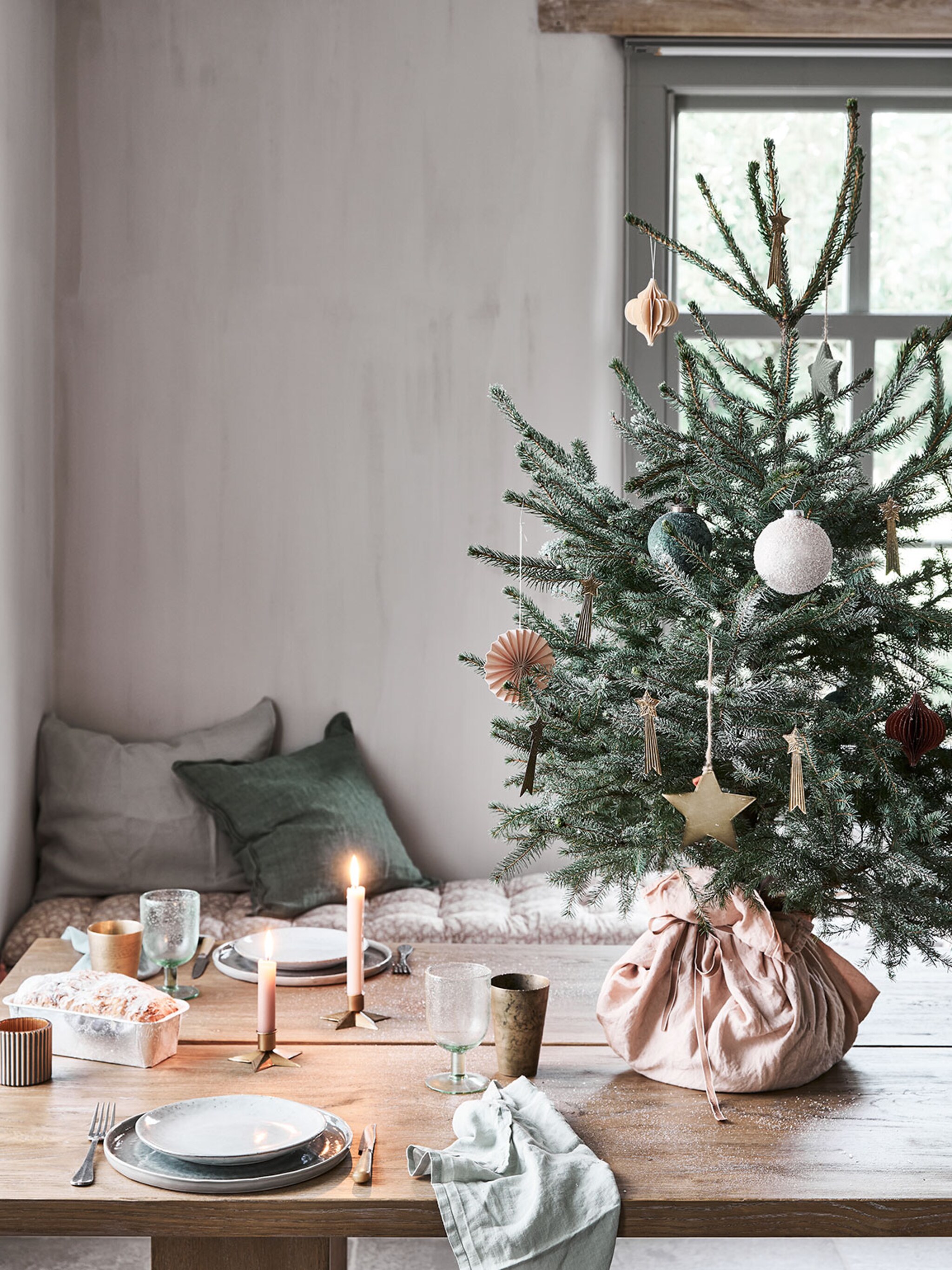 zo versier je je huis voor kerst met een budget van eur 75