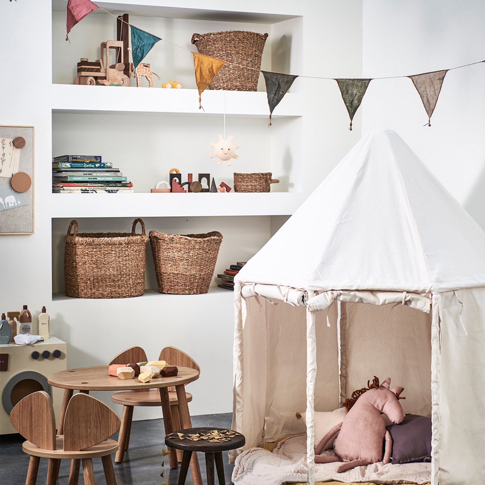 stijlvolle kinderhoek in de woonkamer