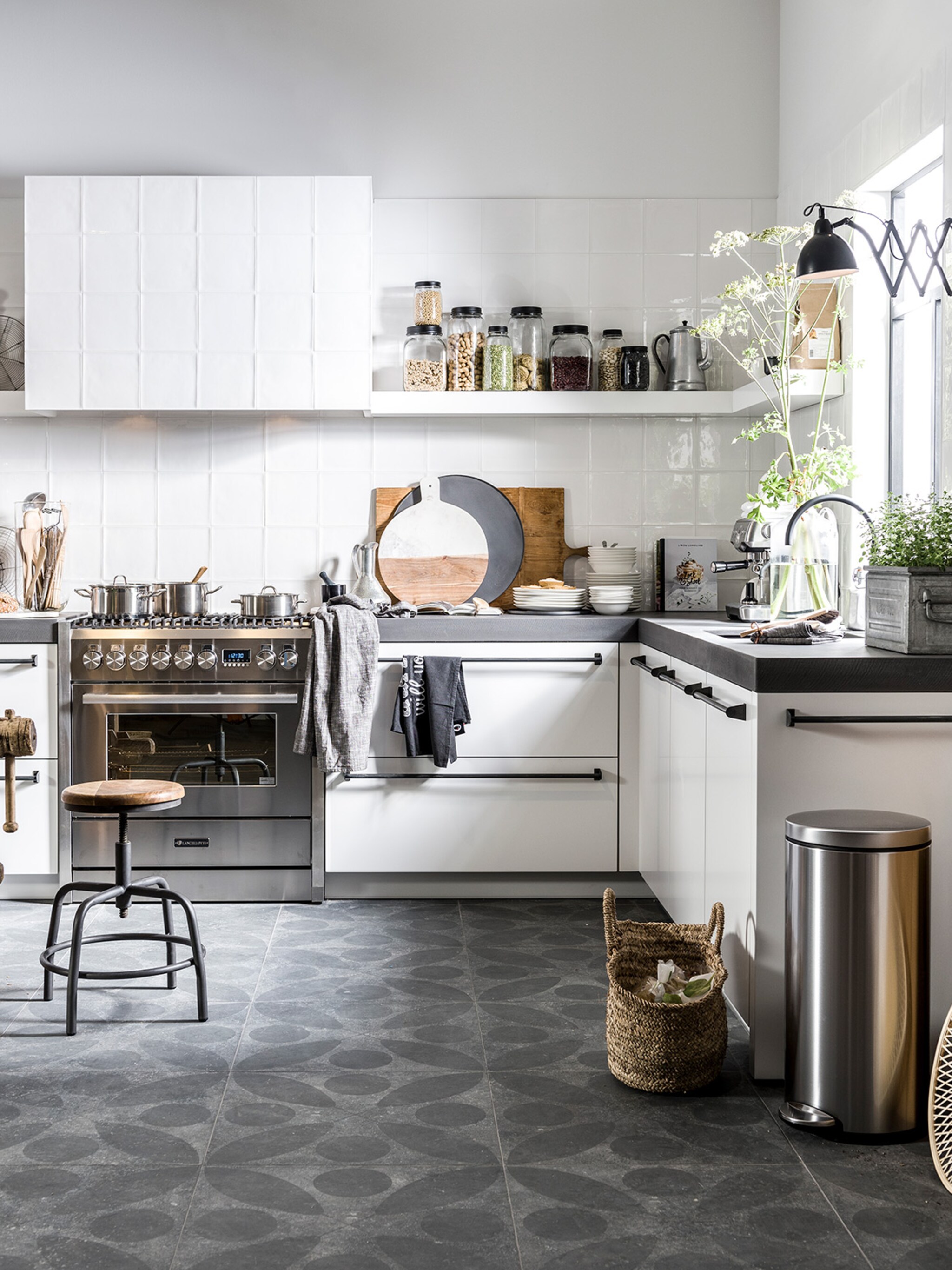 wat is wijsheid eerst de keuken plaatsen of eerst de vloer leggen