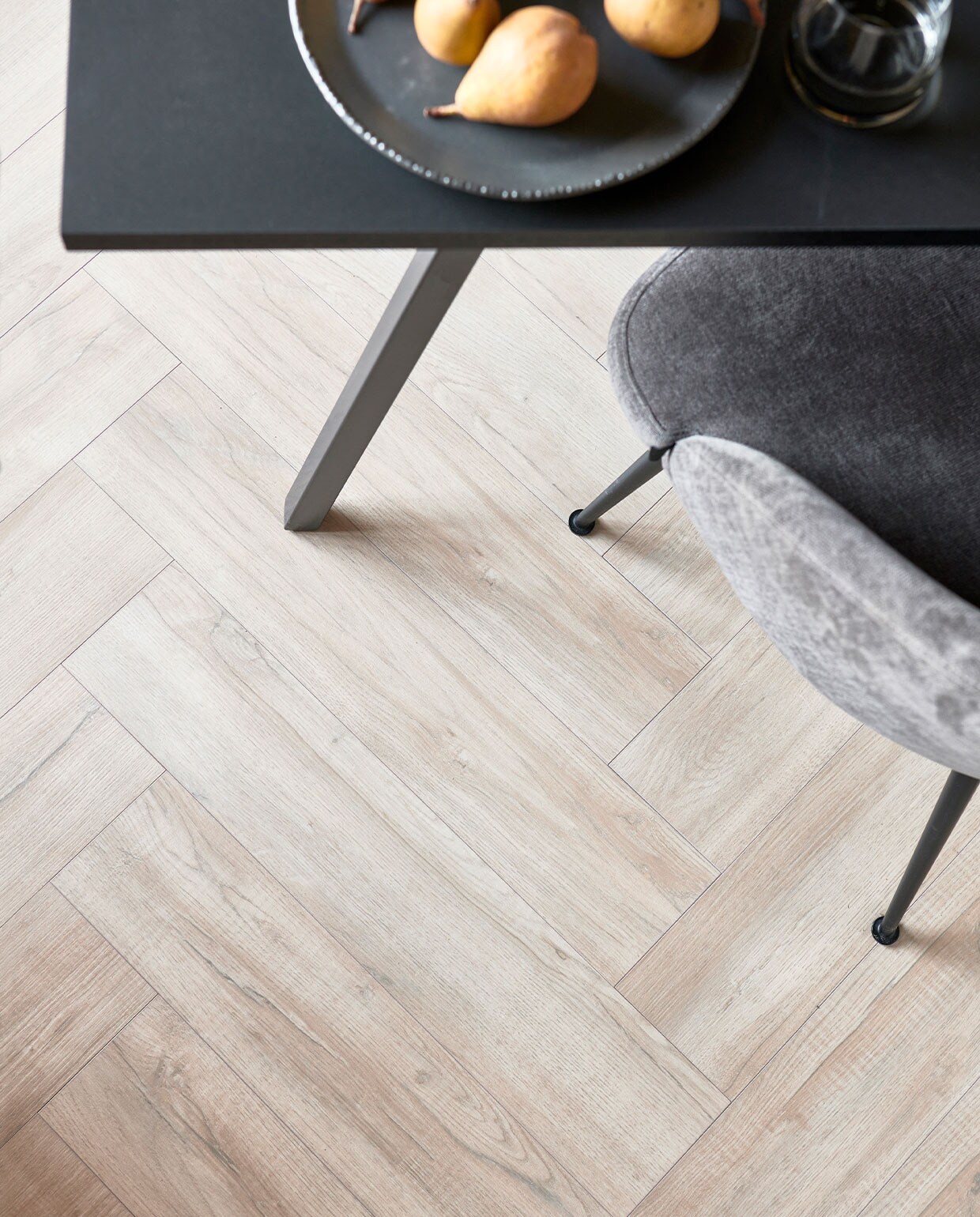 Legpatroon visgraat, van de vtwonen collectie, Laminaat visgraat Board vergrijsd, lamel 65,5×13,3×0,8 cm met groef, inhoud per pak 14 stuks voor 1,24 m²