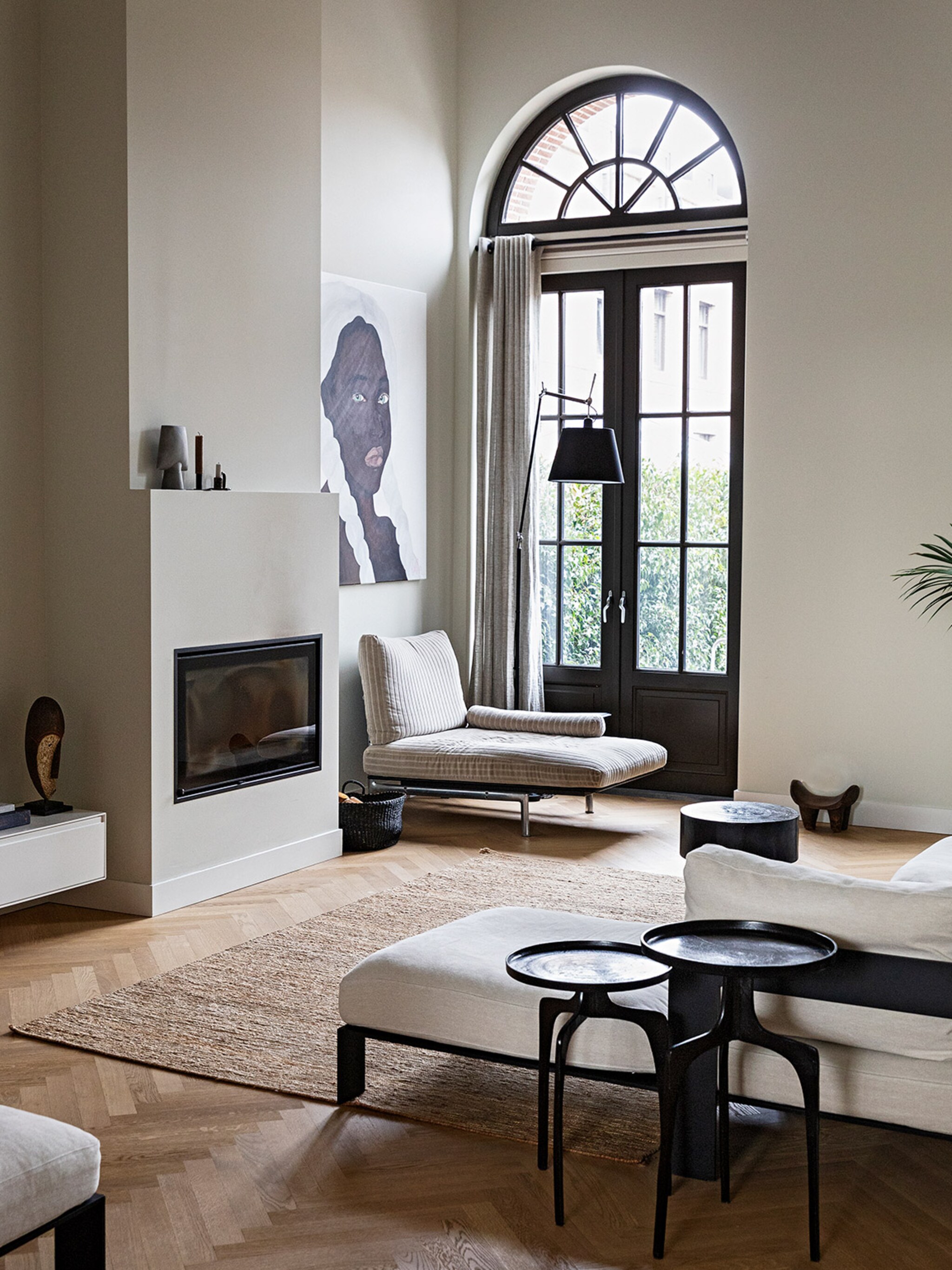 binnenkijken je zou niet zeggen dat dit moderne huis ooit een psychiatrische inrichting was