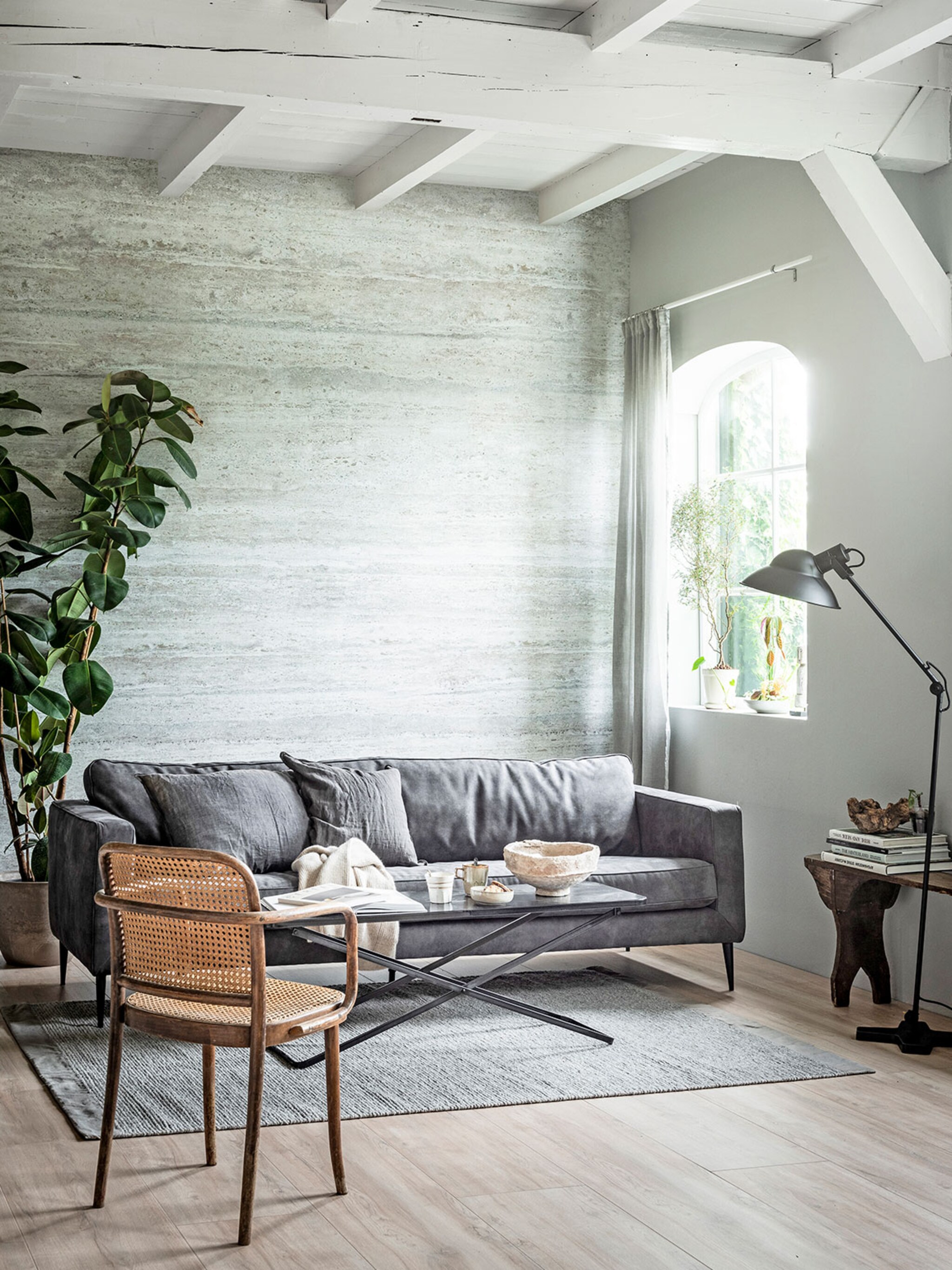 met deze 5 trucs lijkt een kleine of compacte woonkamer groter