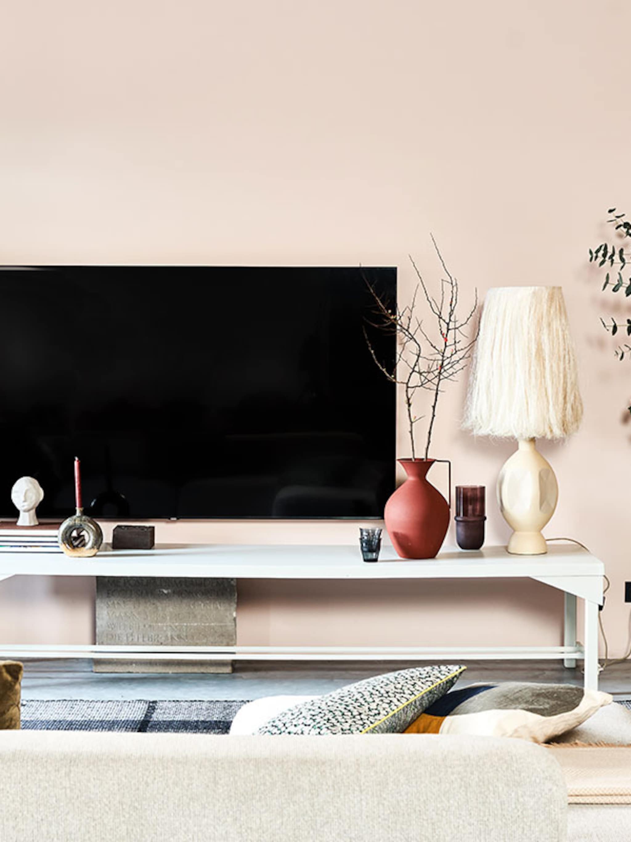 bingeproof stijlvol de televisie in het interieur verwerken
