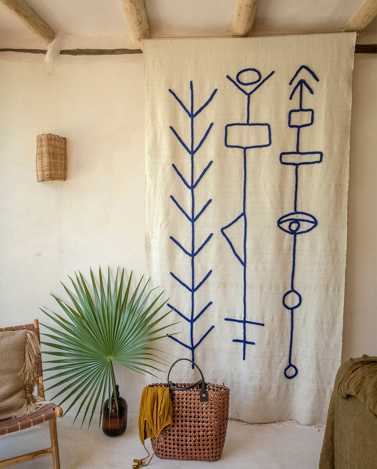 Wandkleed LRNCE. Strandtas Lalla Marrakech. Stoel Home Deco in Guadalajara. Beddengoed Harmony Textile.