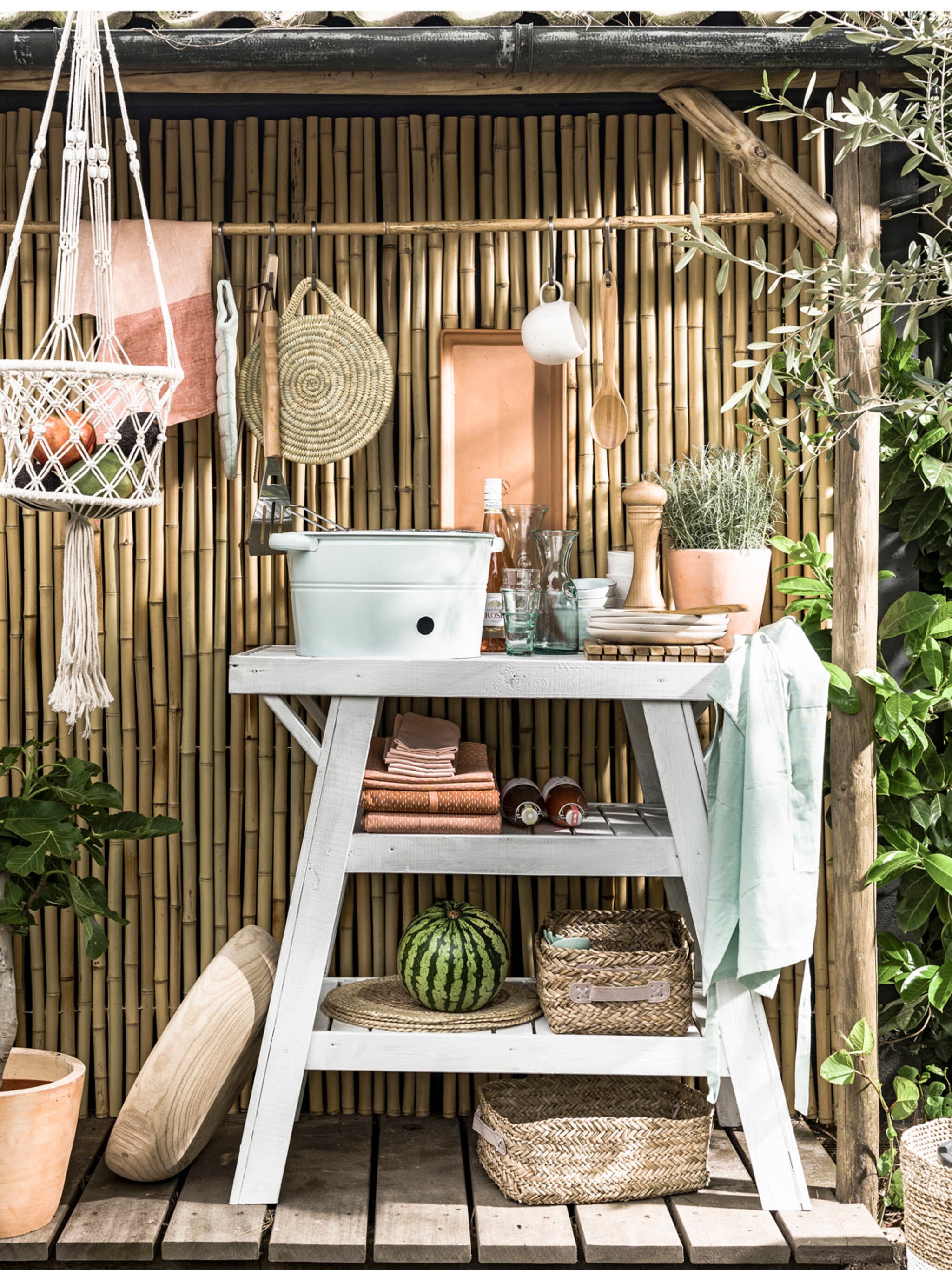 hoe je de barbecue schoon krijgt voor het zomerseizoen
