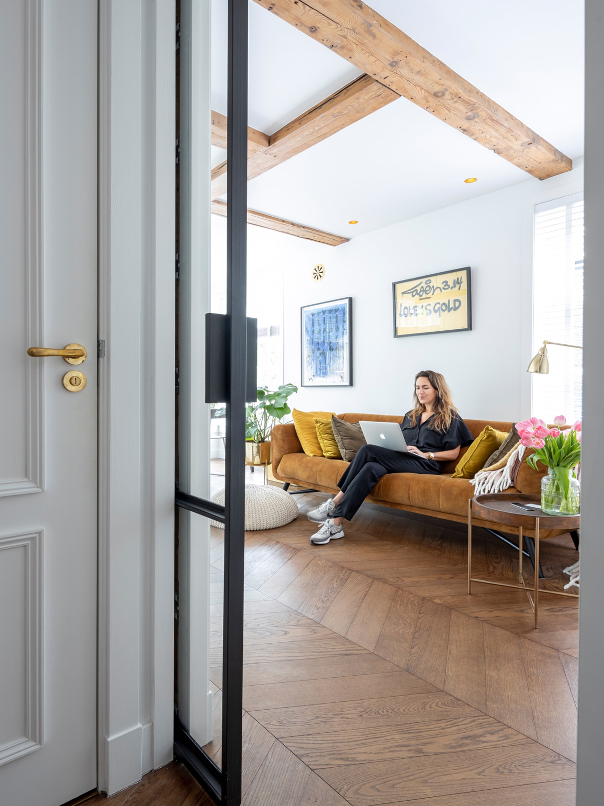 binnenkijken in een appartement van 37m2 met hotelallure