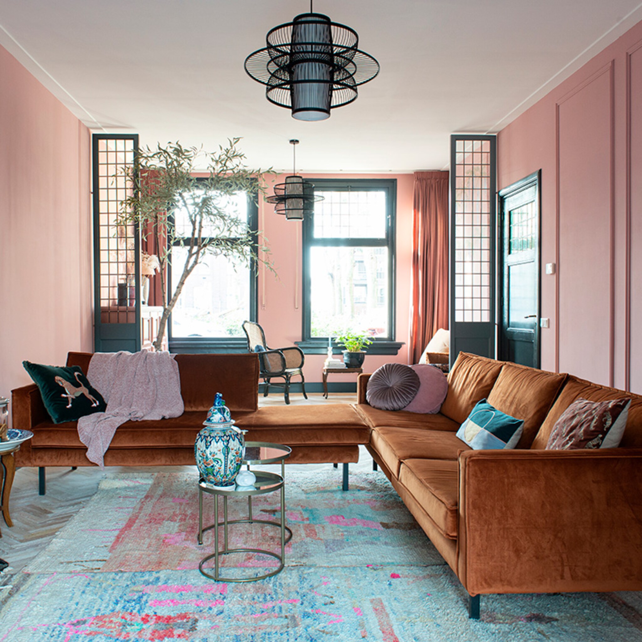 binnenkijken in een gerenoveerd art deco huis in tilburg