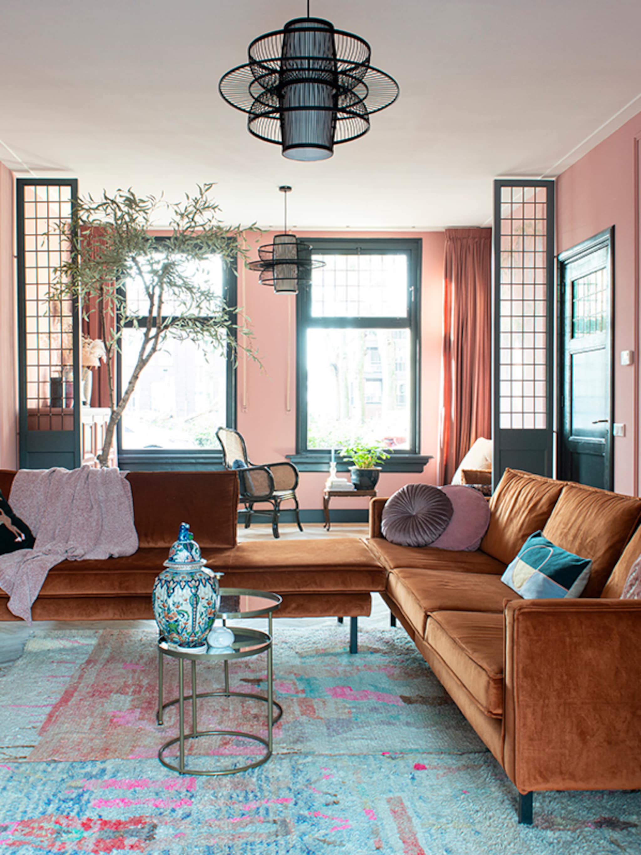 binnenkijken in een gerenoveerd art deco huis in tilburg