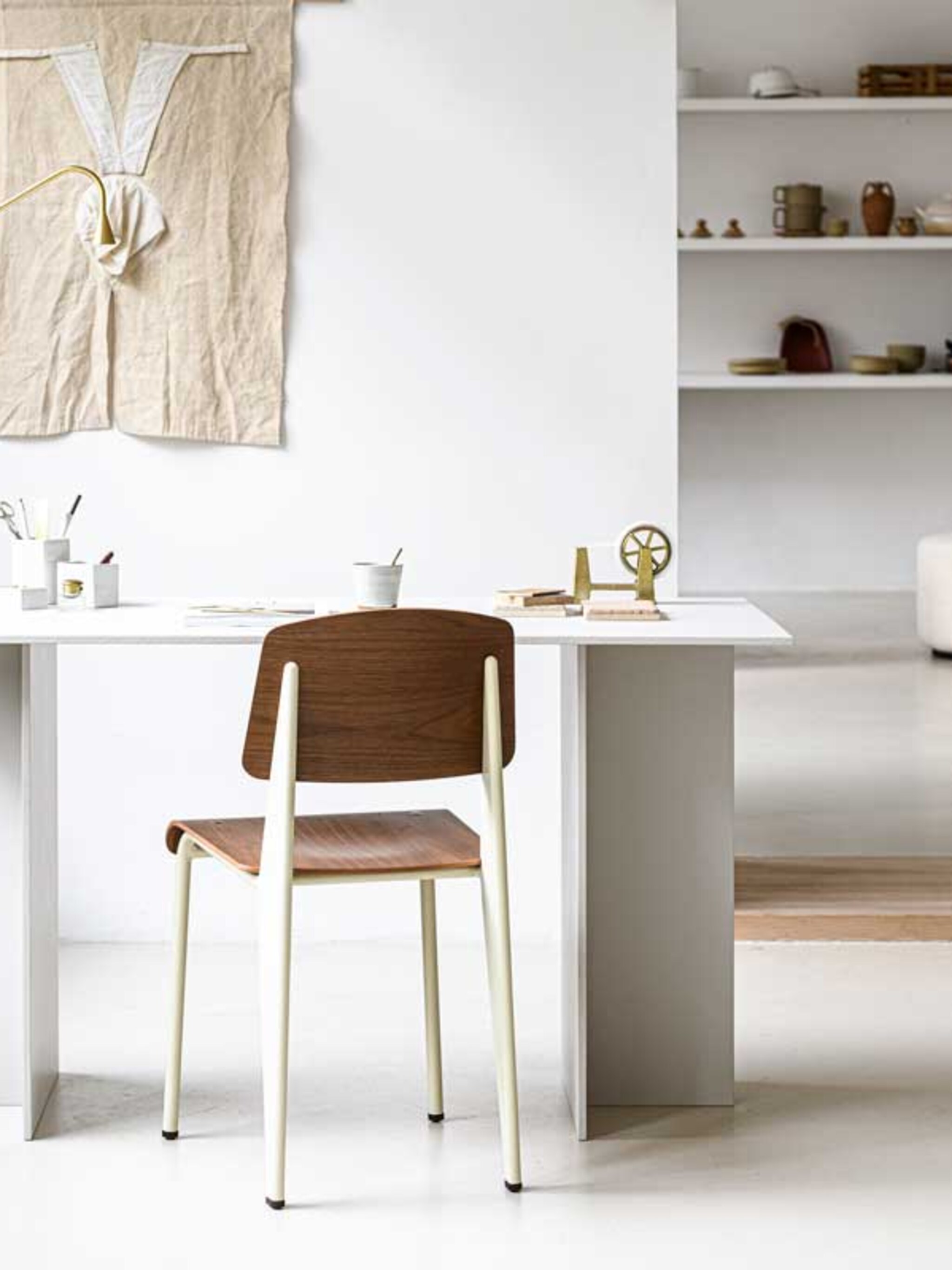 diy voor de ideale thuiswerkplek bureau met opbergvakken