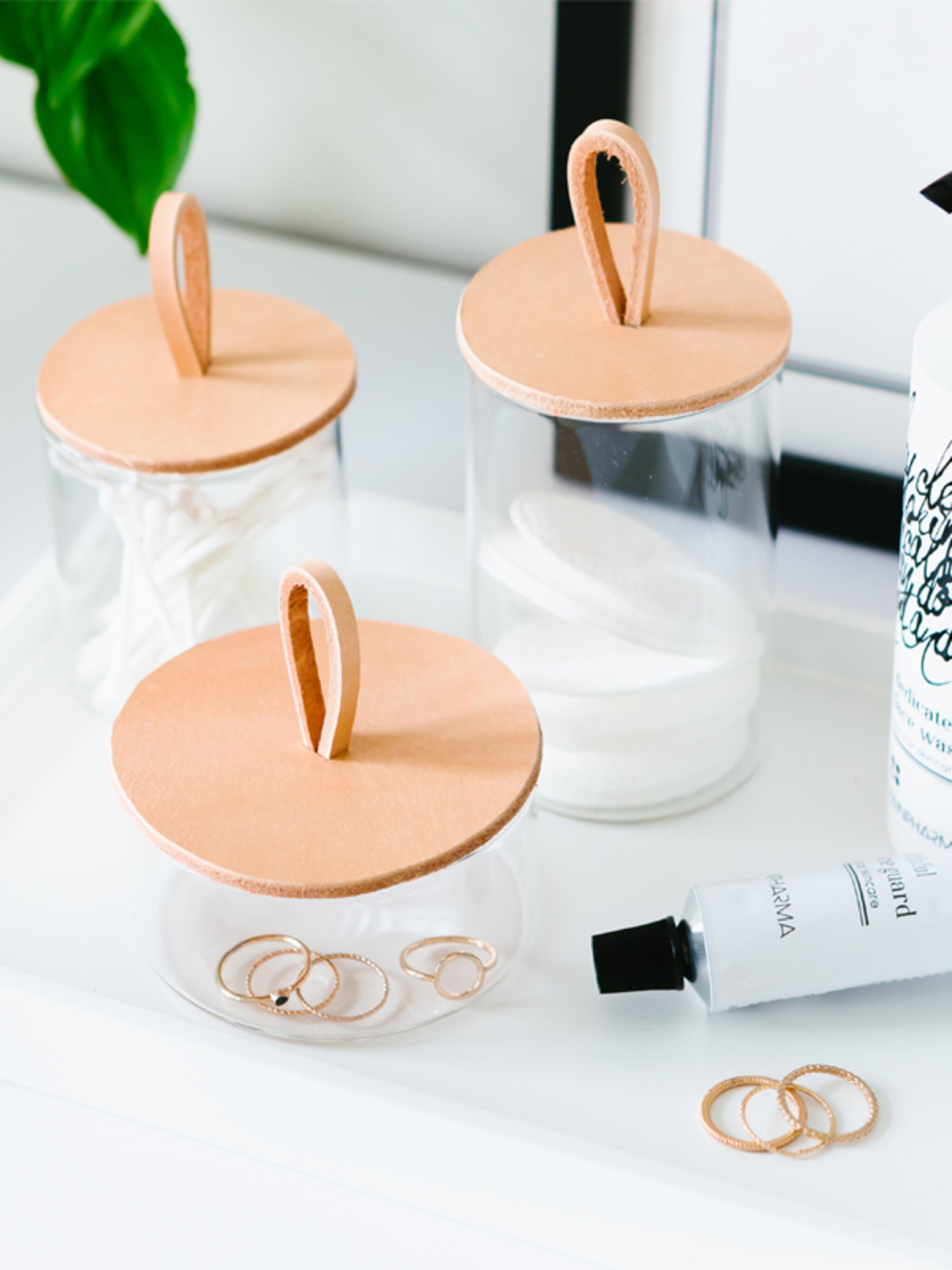 diy opbergdoosjes met leren deksels
