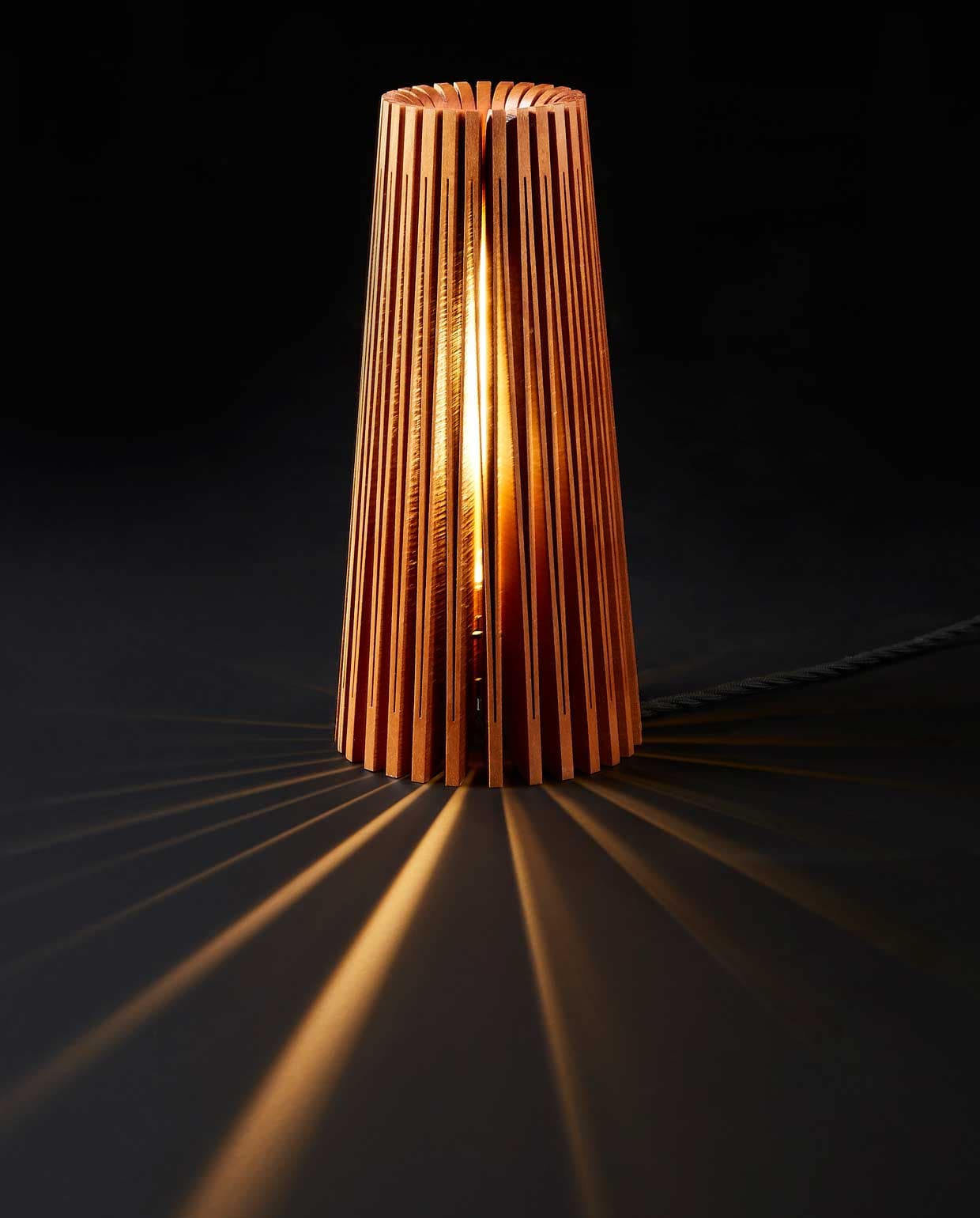 Concertina table light