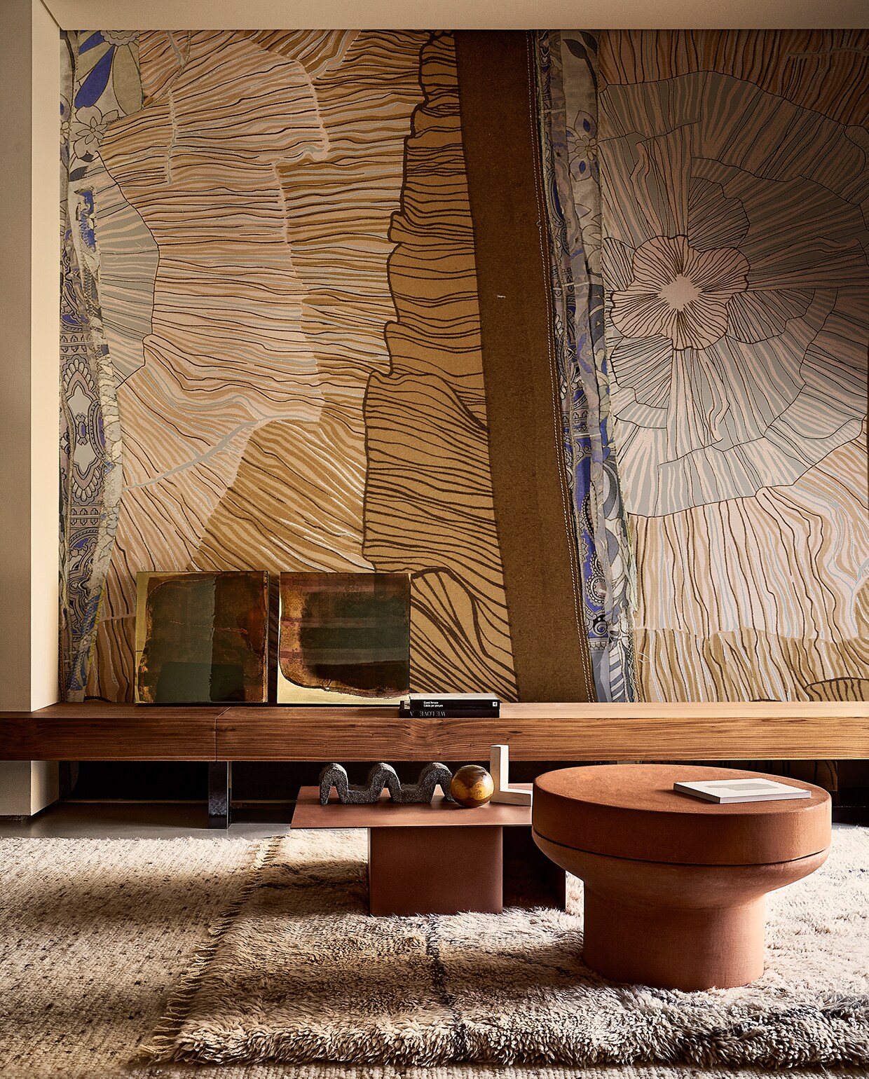 Behang Selenite (wallanddeco.com).