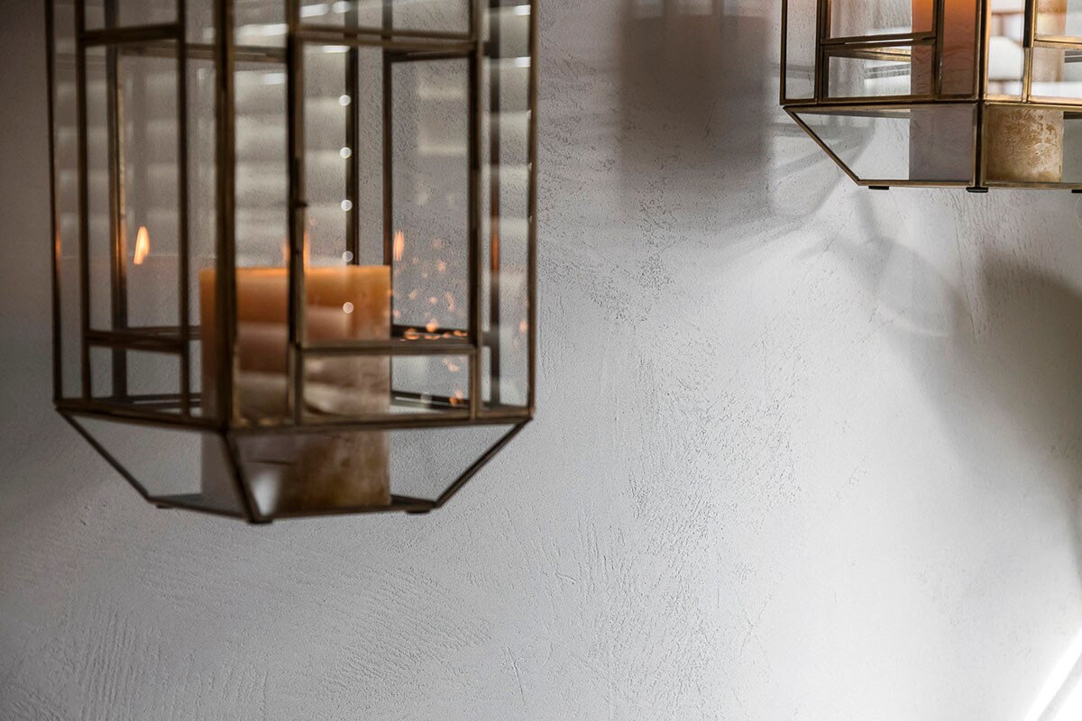 Op de muur: Levis Ambiance Beton Effect (). Lantaarns (Riverdale).