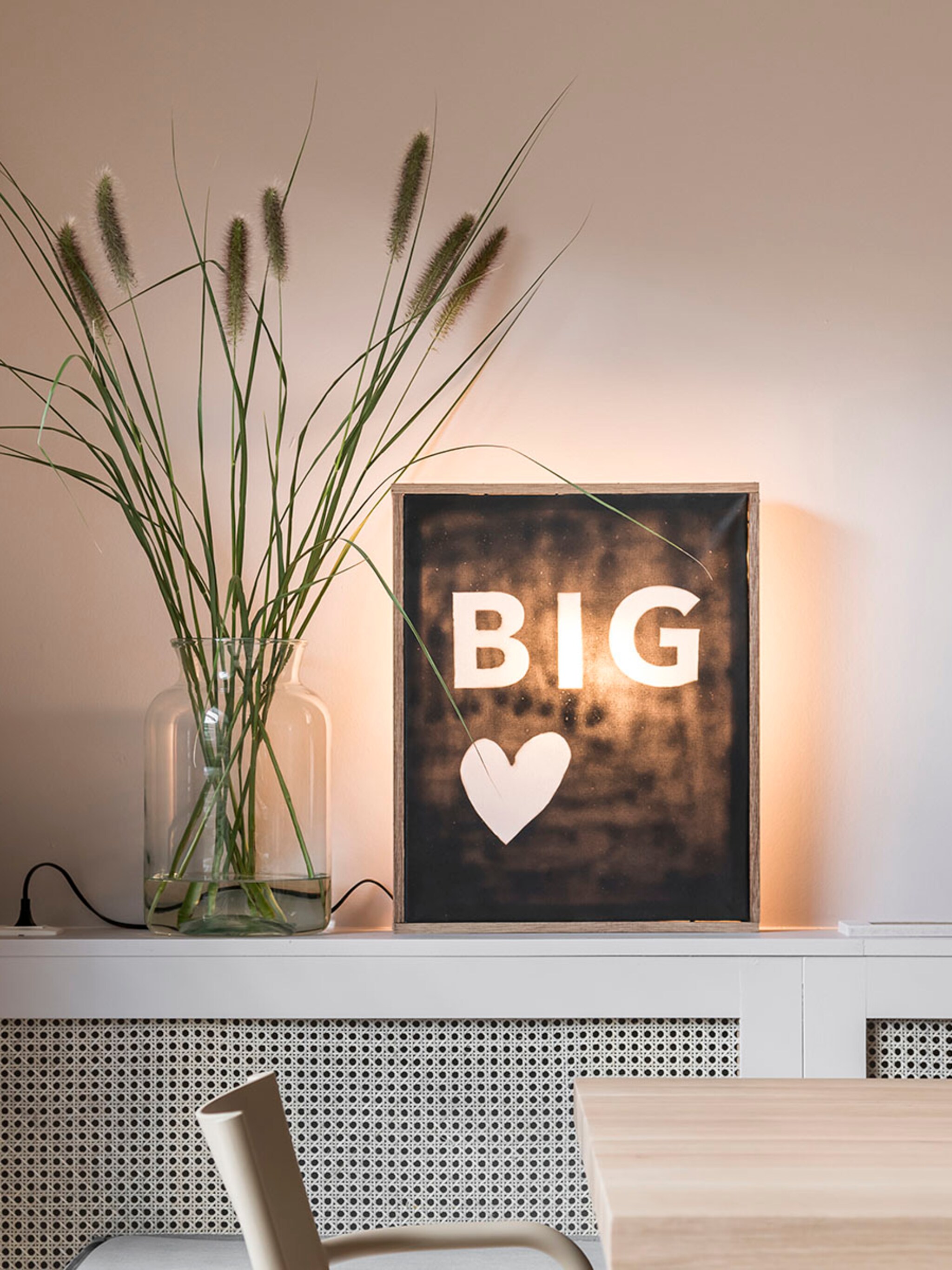 diy lamp met quote uit de make over van elke en herbert