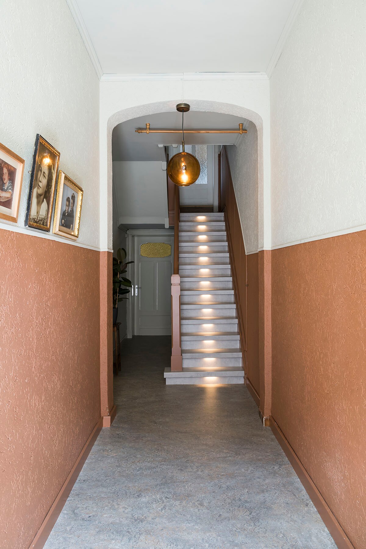 Trap – Cloudy Cement – ledverlichting in treden (.