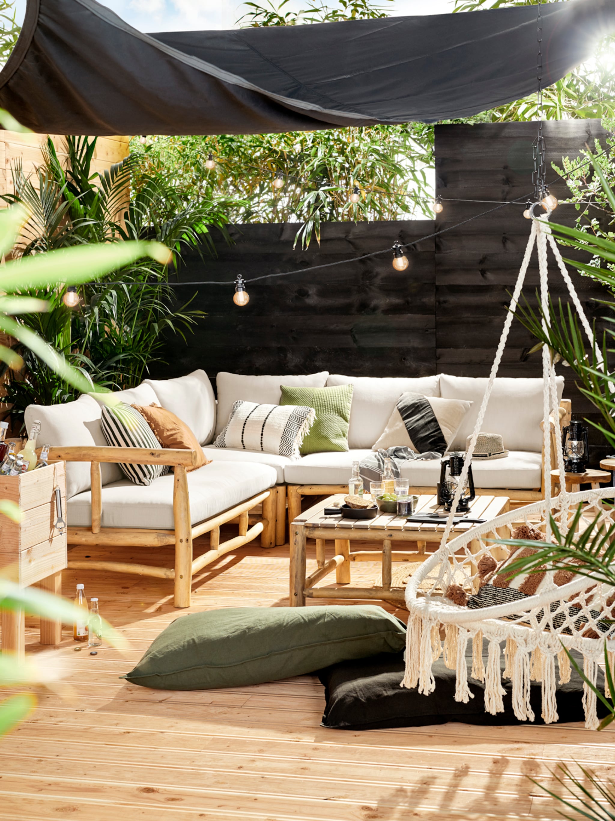 zwart hot in de tuin