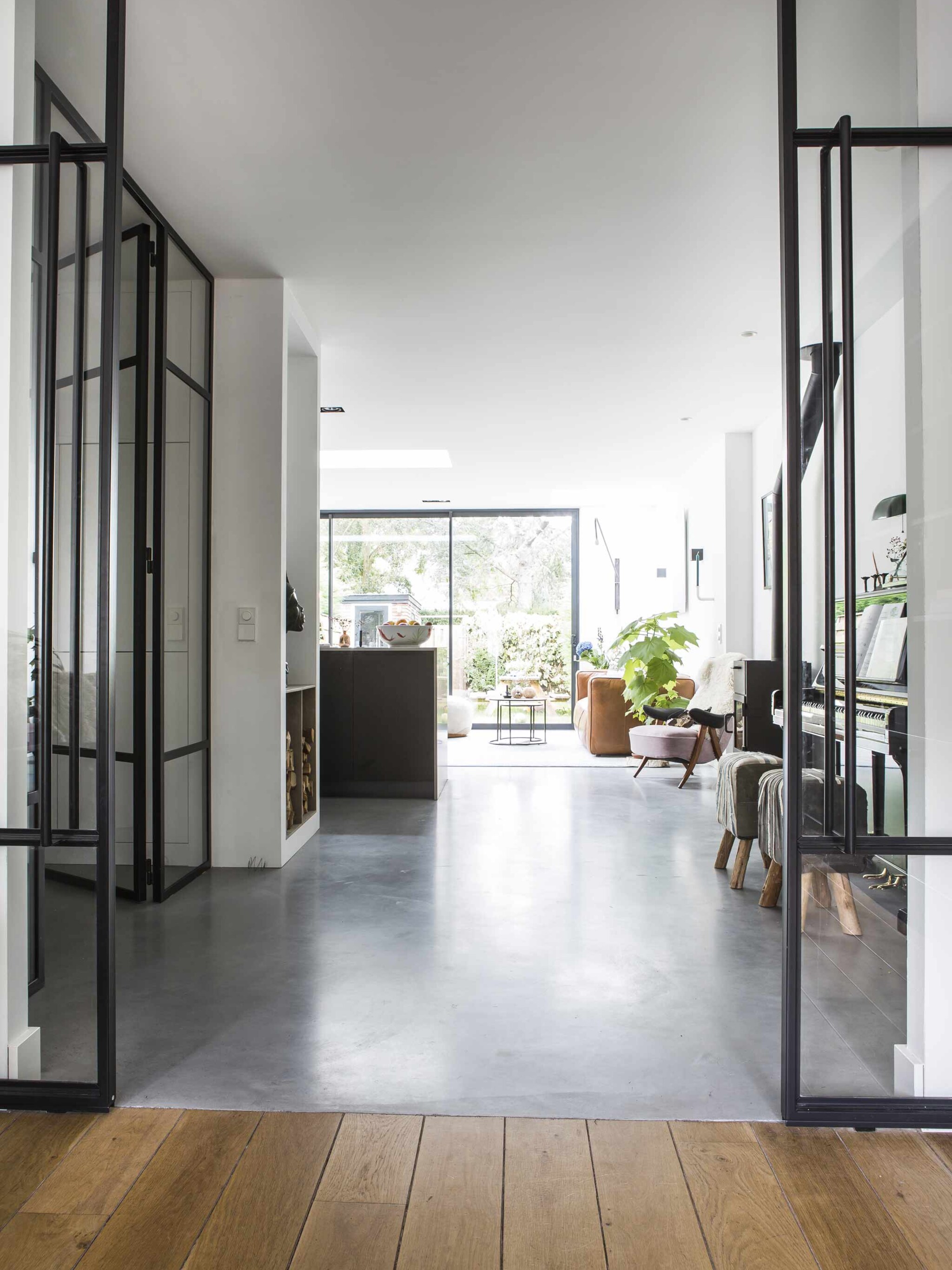 licht en luchtig maak je huis lenteklaar met deze tips