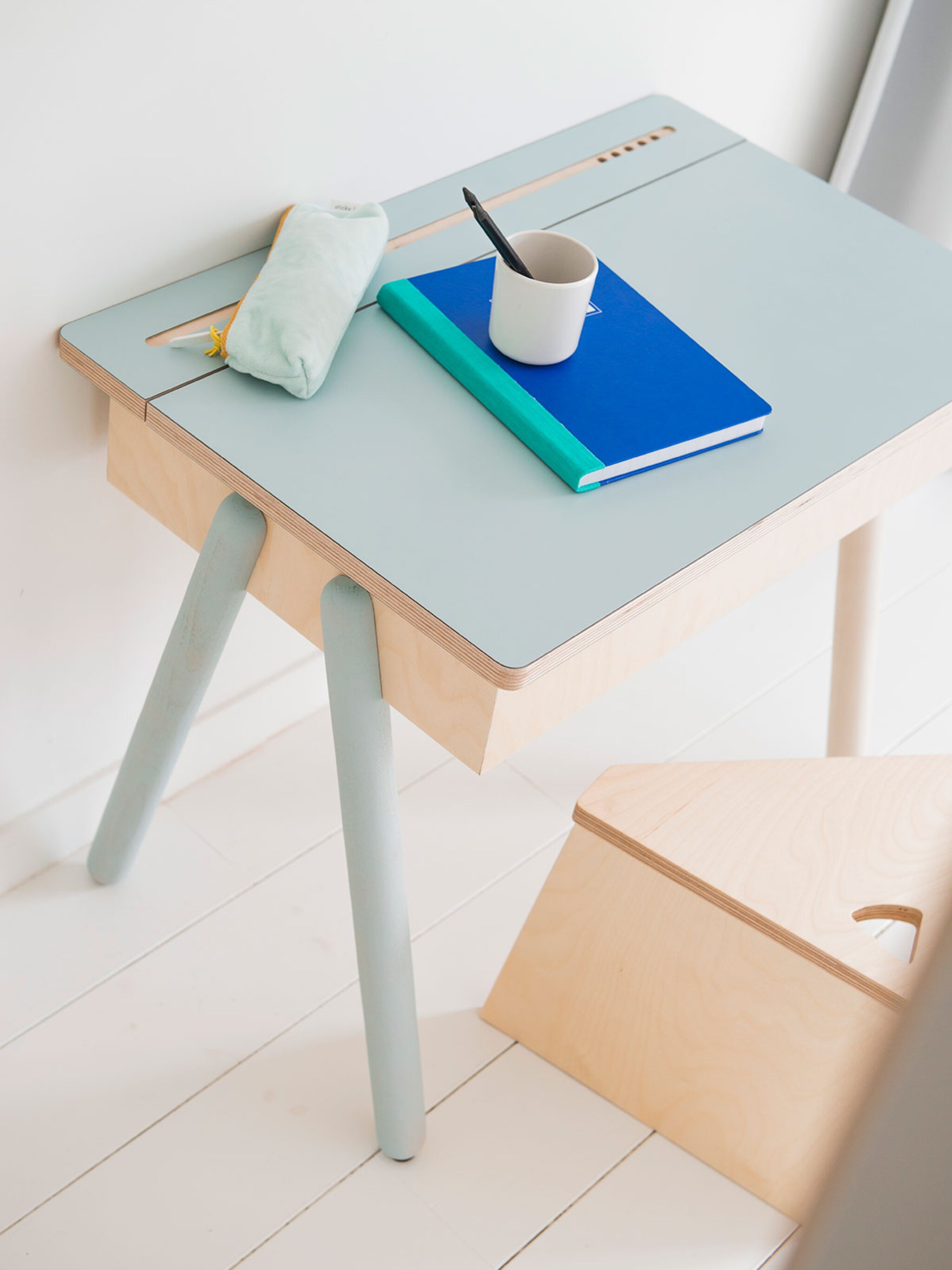 handgemaakt bureau van timmer atelje schrijf je in en win