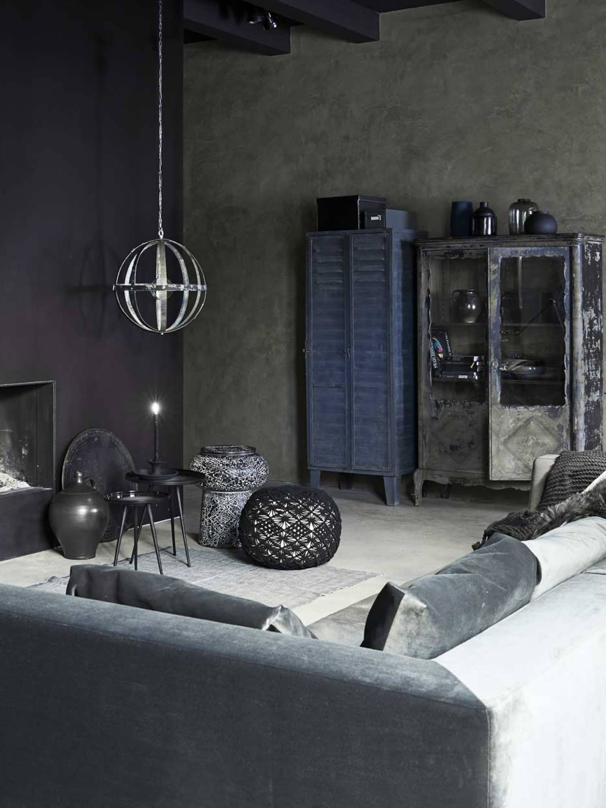 een zwart interieur durf jij het aan