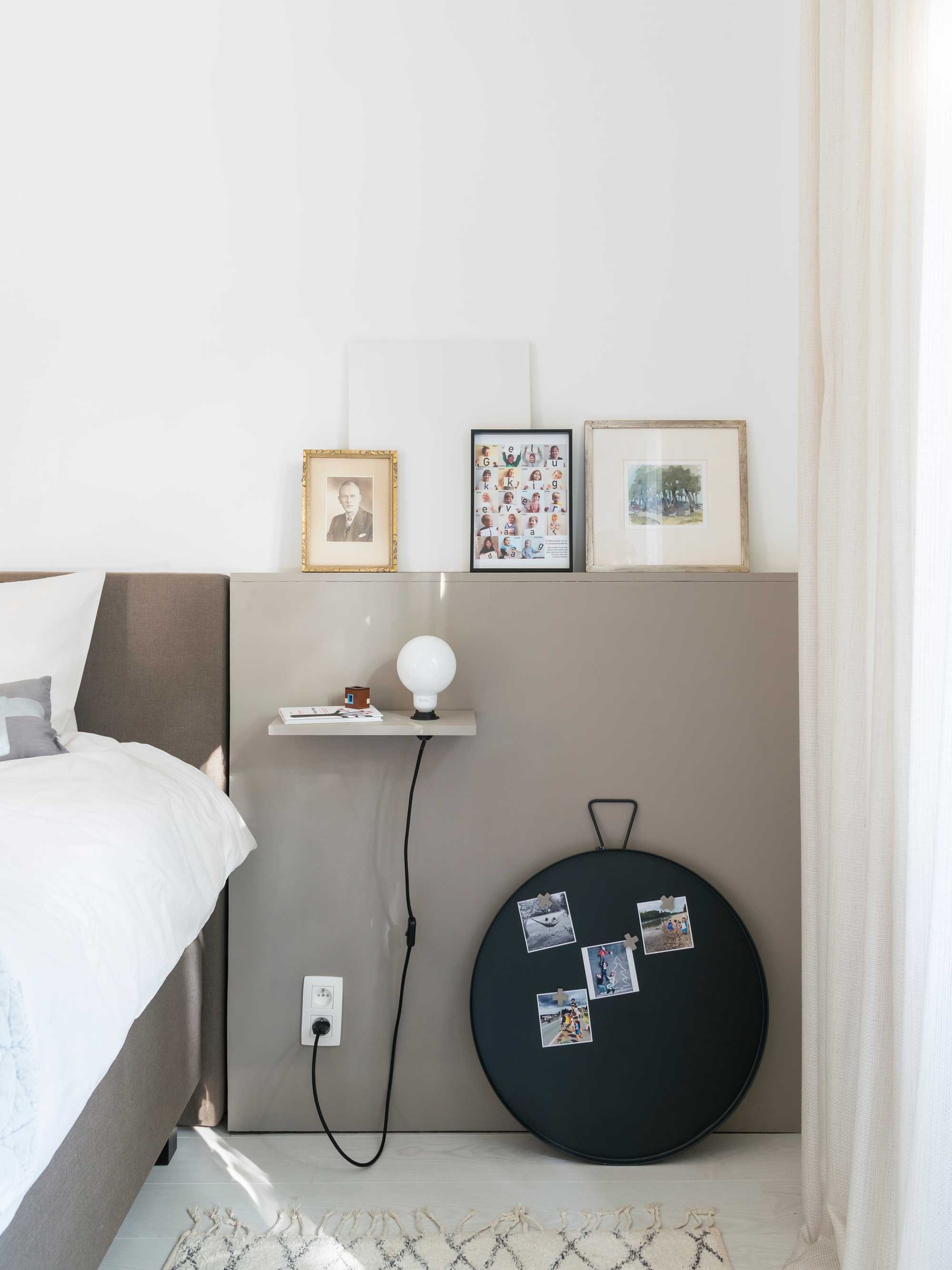 diy simpele plank wordt nachtkastje