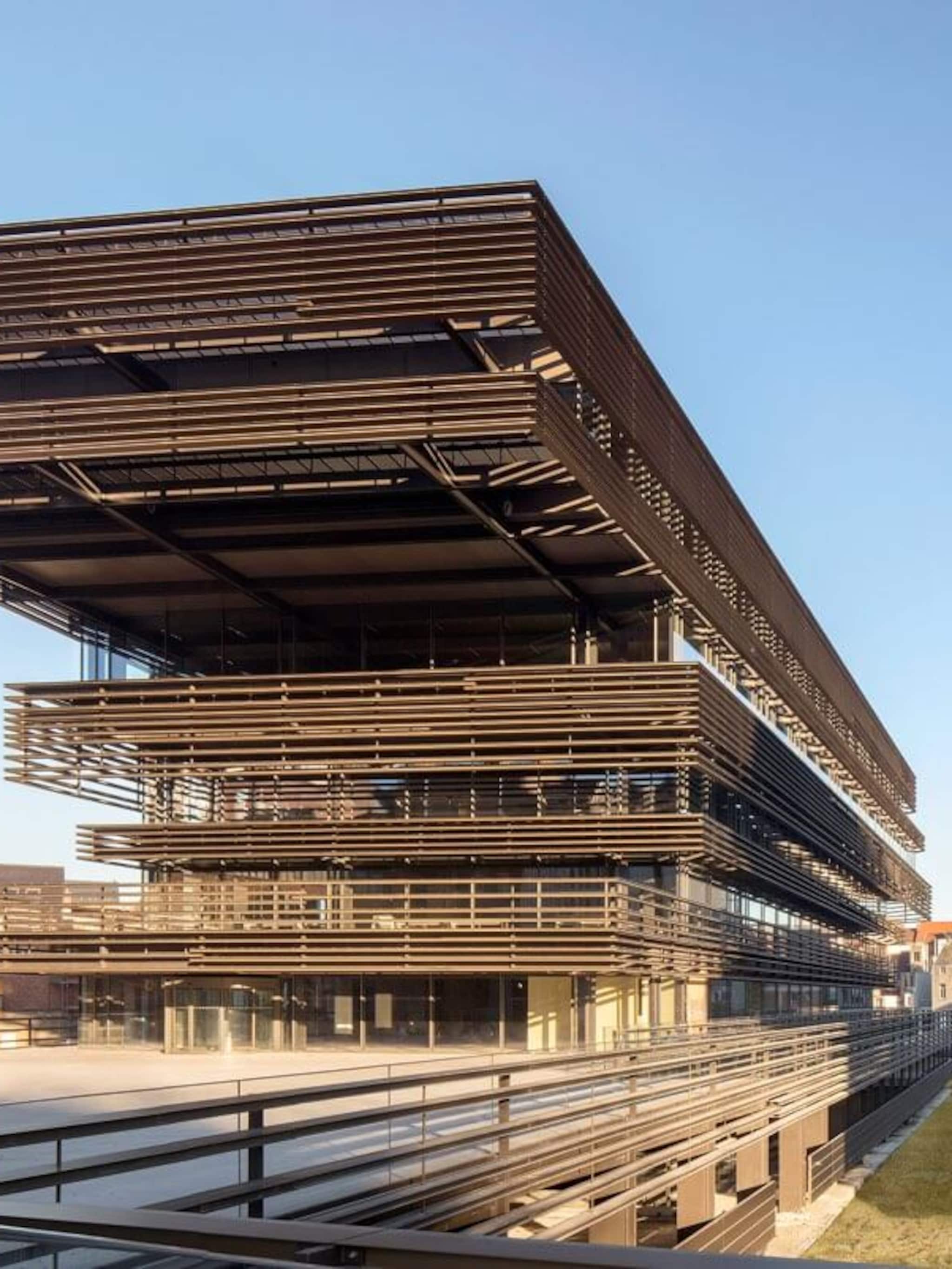 de krook stadsbibliotheek met prachtig uitzicht
