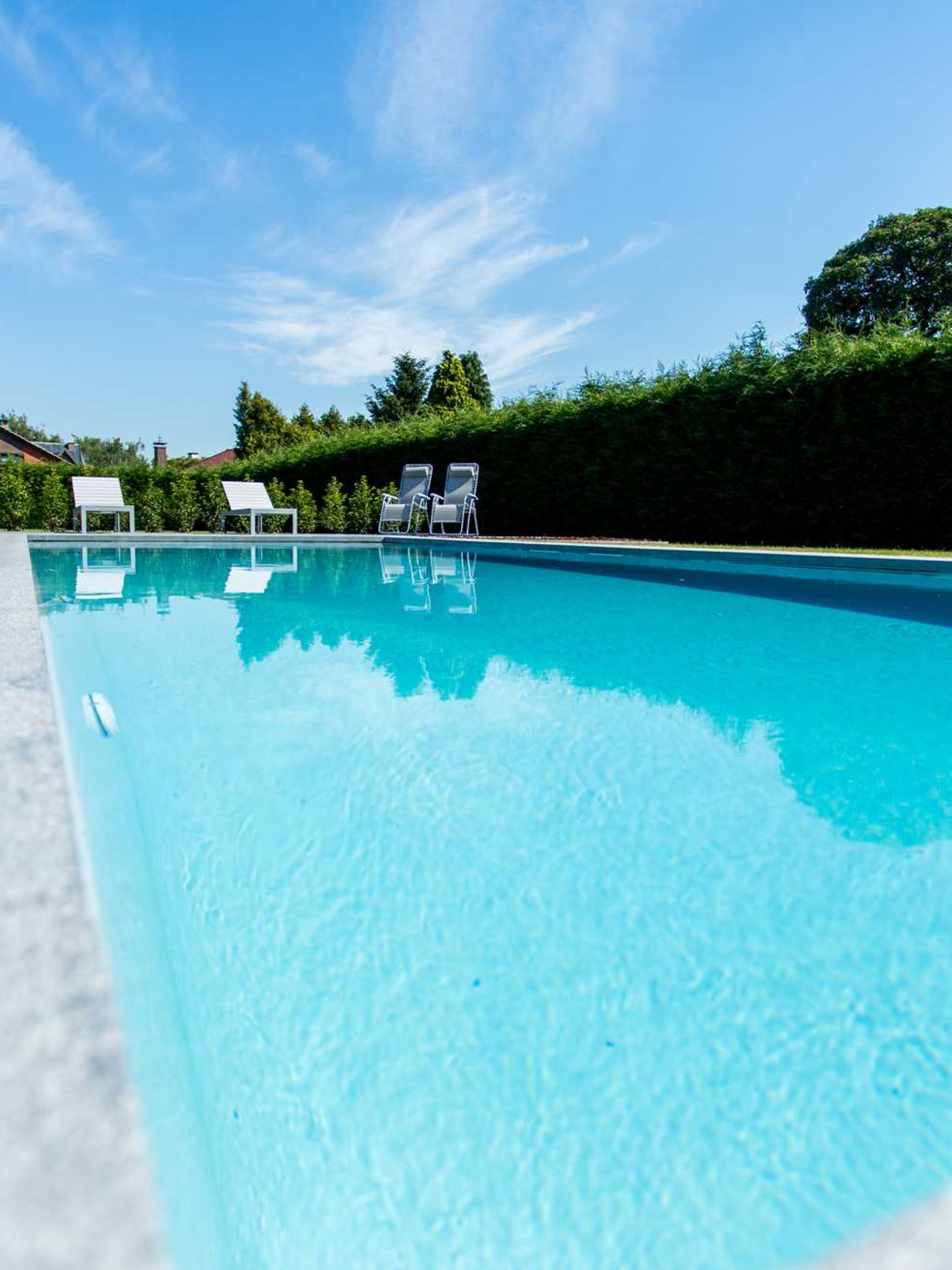 je zwembad helemaal klaar voor de zomer