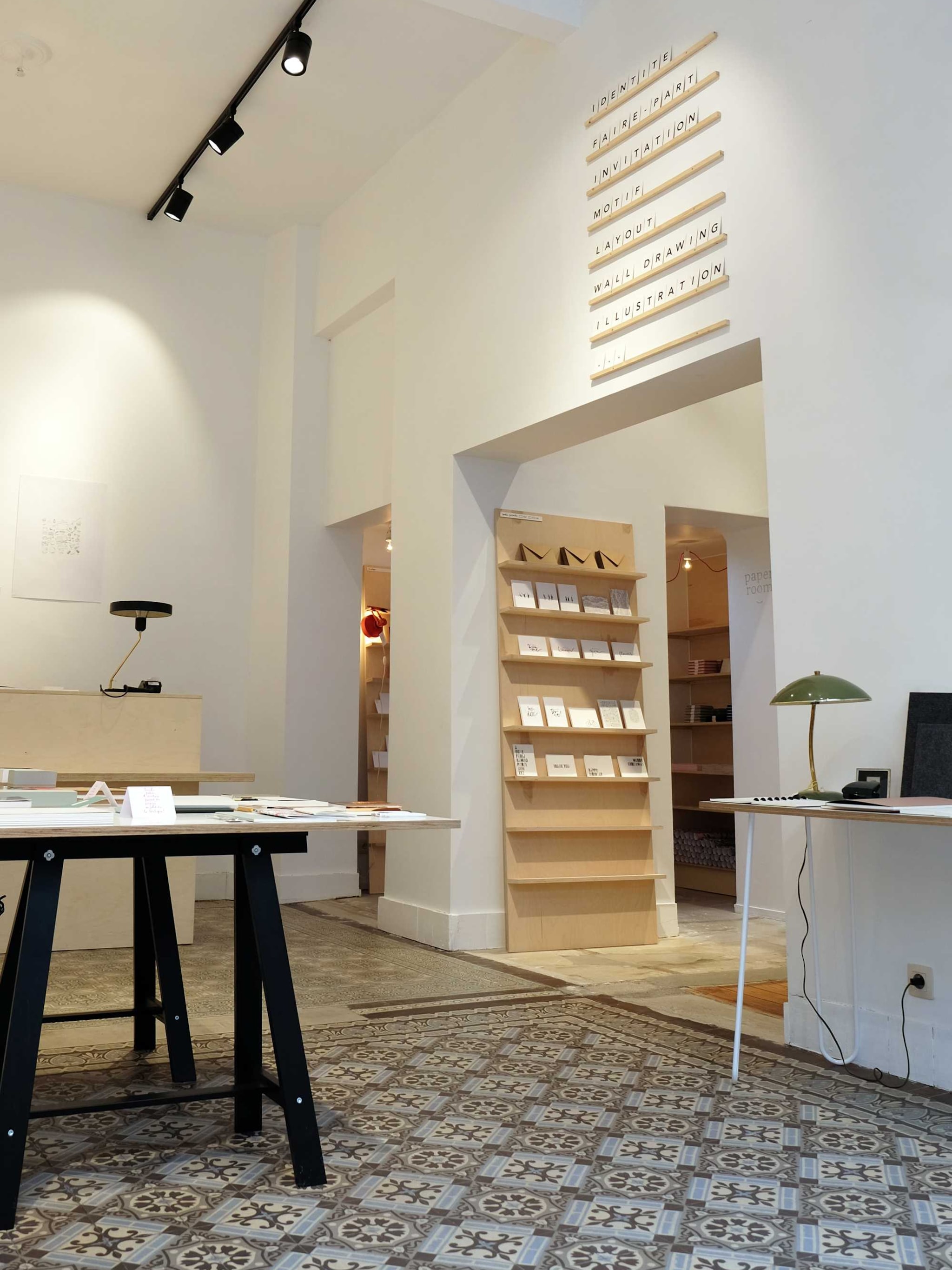 lundi grafische studio en papierwinkel in brussel