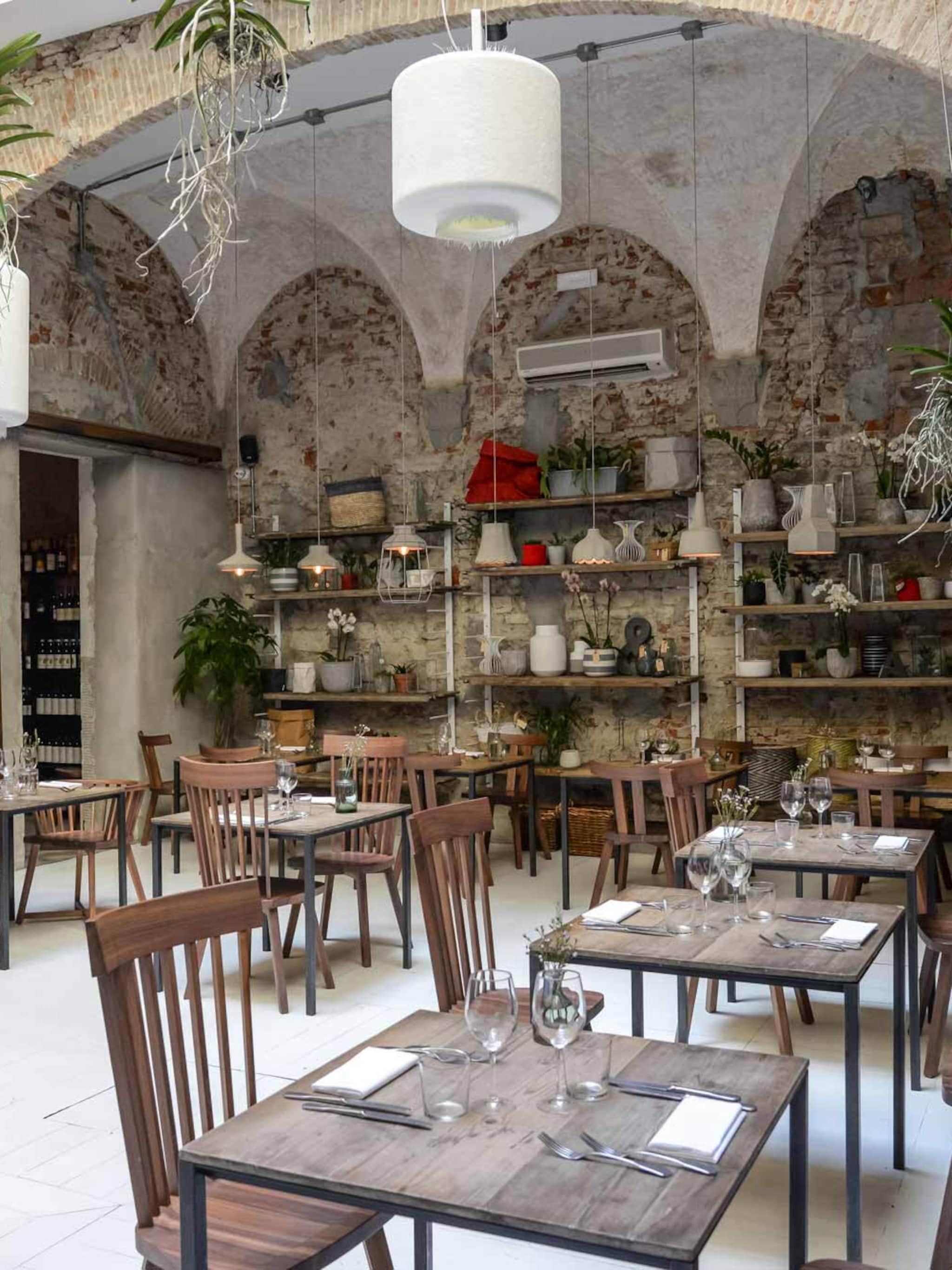 restaurant in het sprookjesachtige toscane