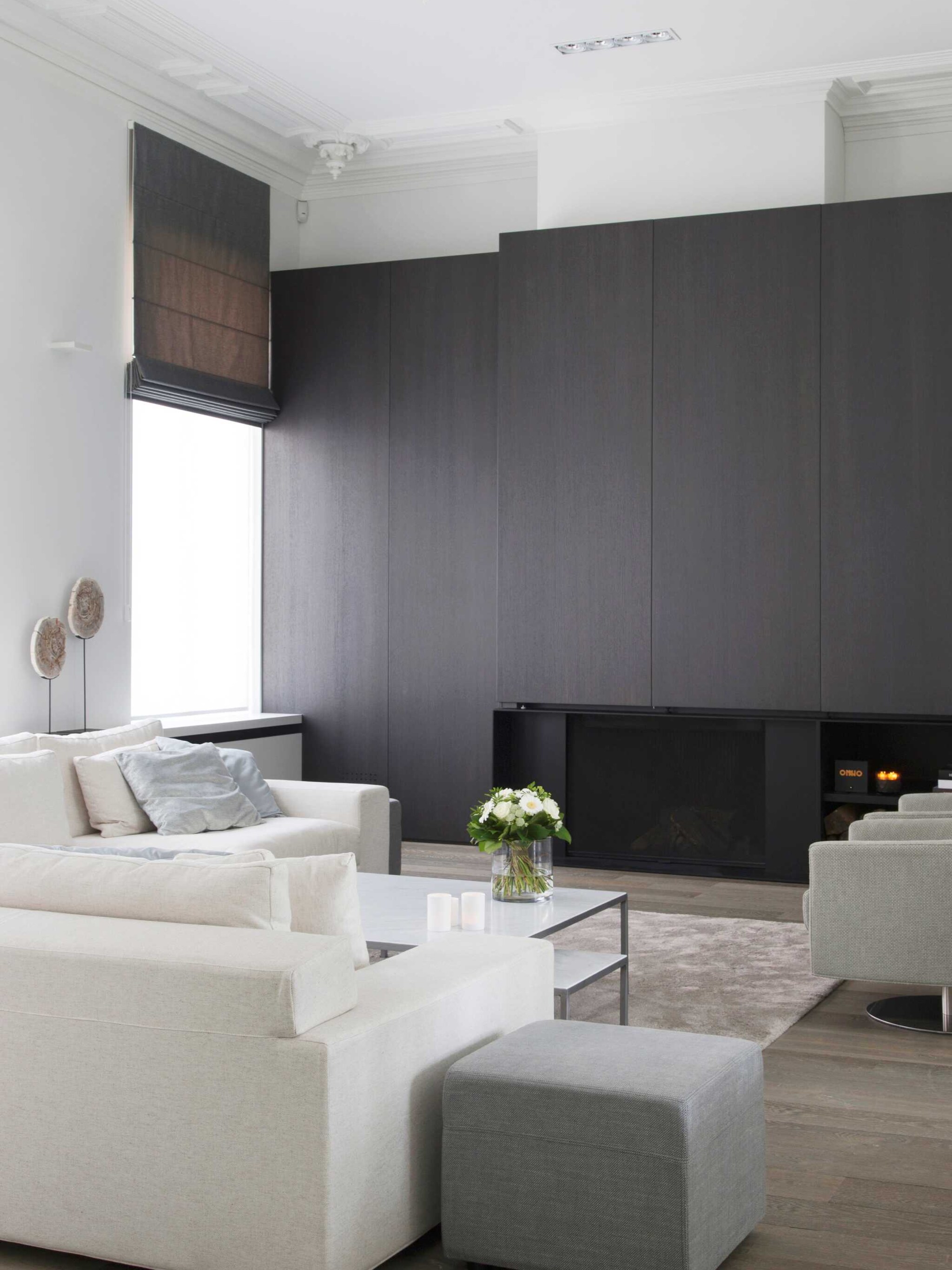 strakke woning met warm interieur