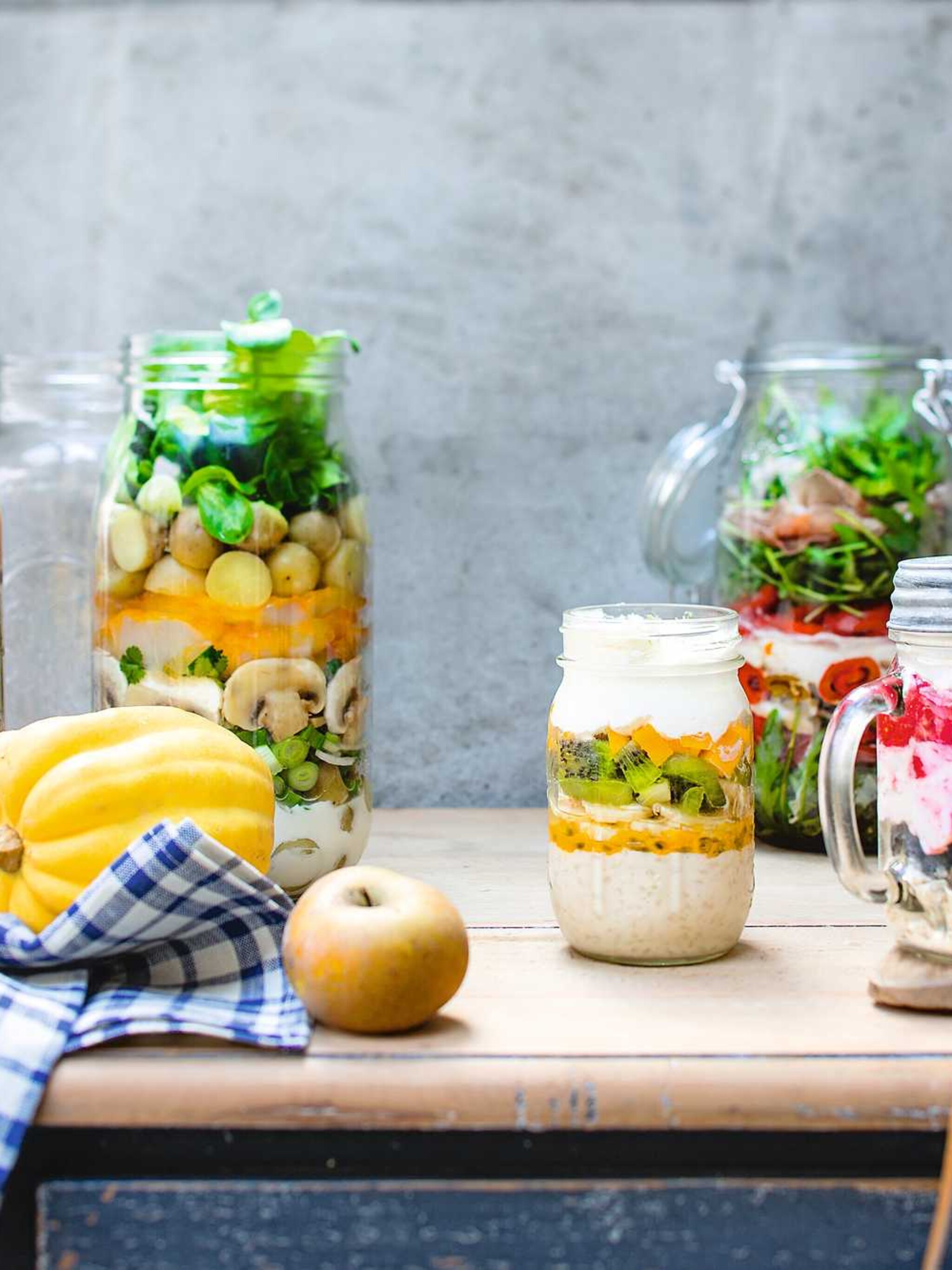 win het kookboek salades in a jar
