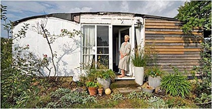 Elspeth Thompson