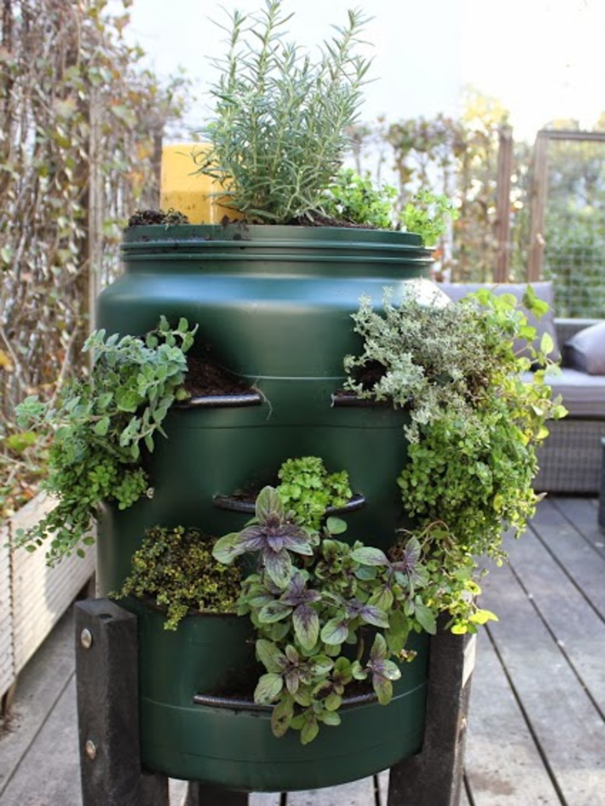 compostvat of moestuin