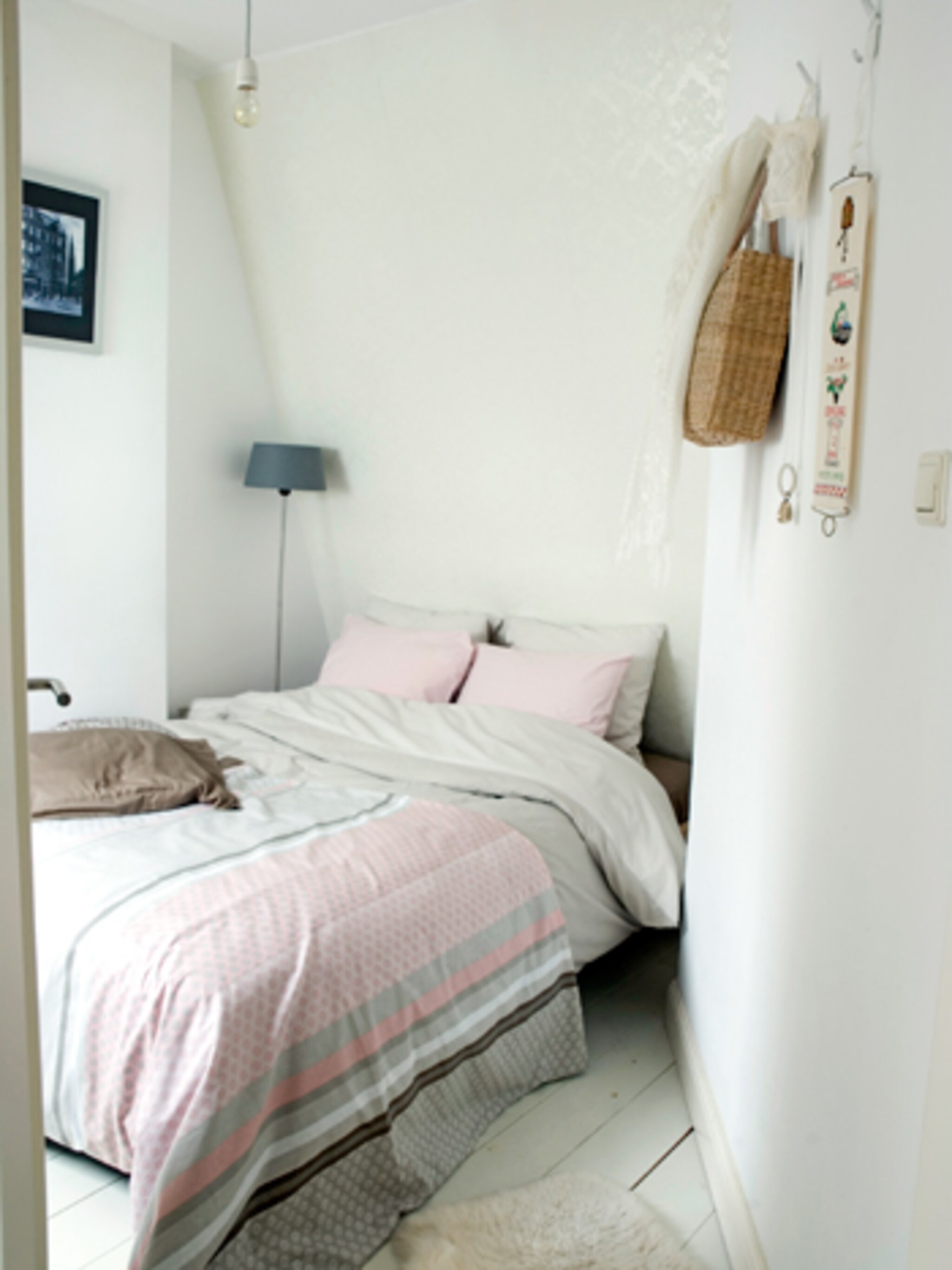 slim idee voor opbergruimte in een kleine slaapkamer