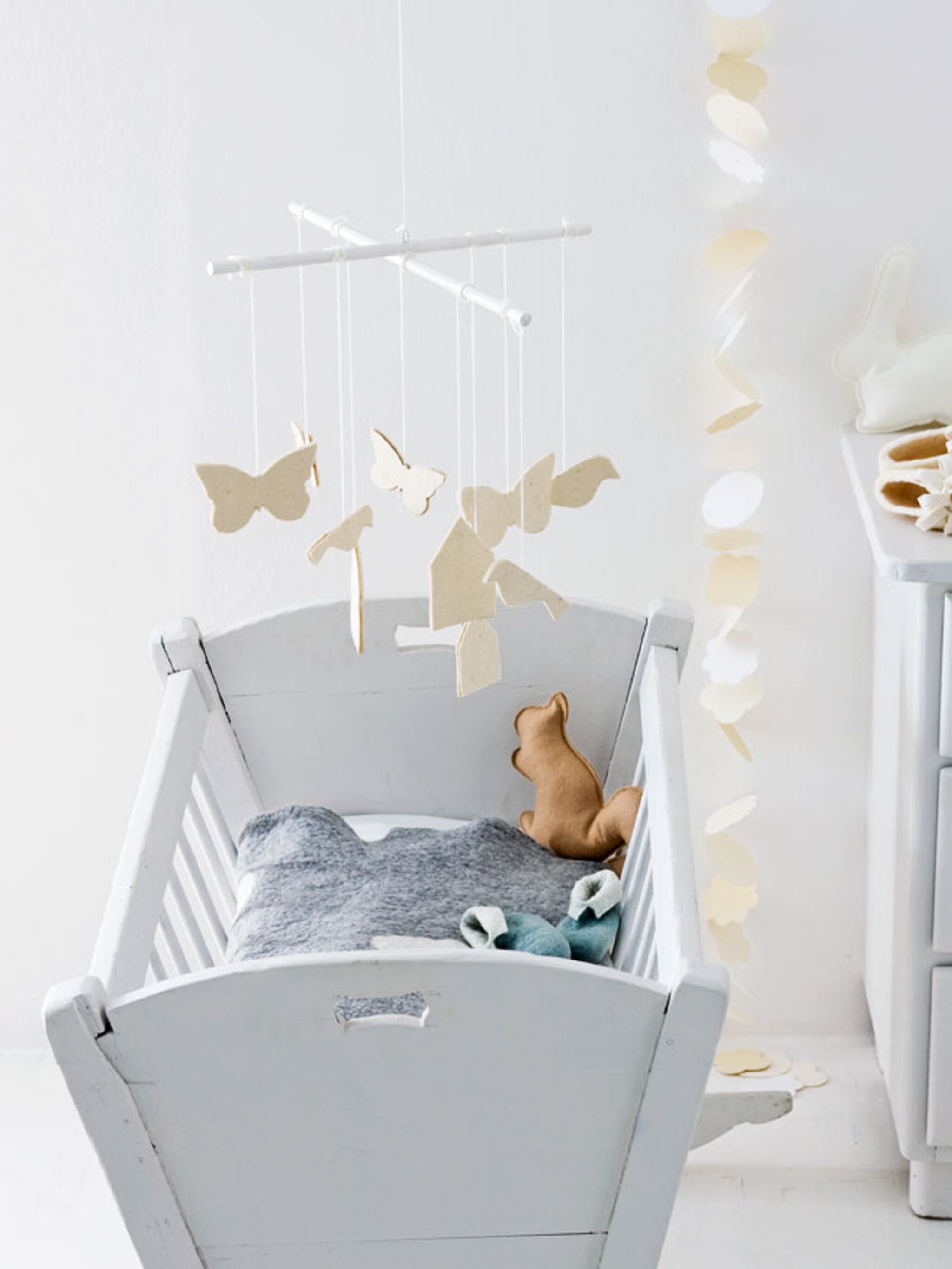 tip voor de kinderkamer vilten mobile