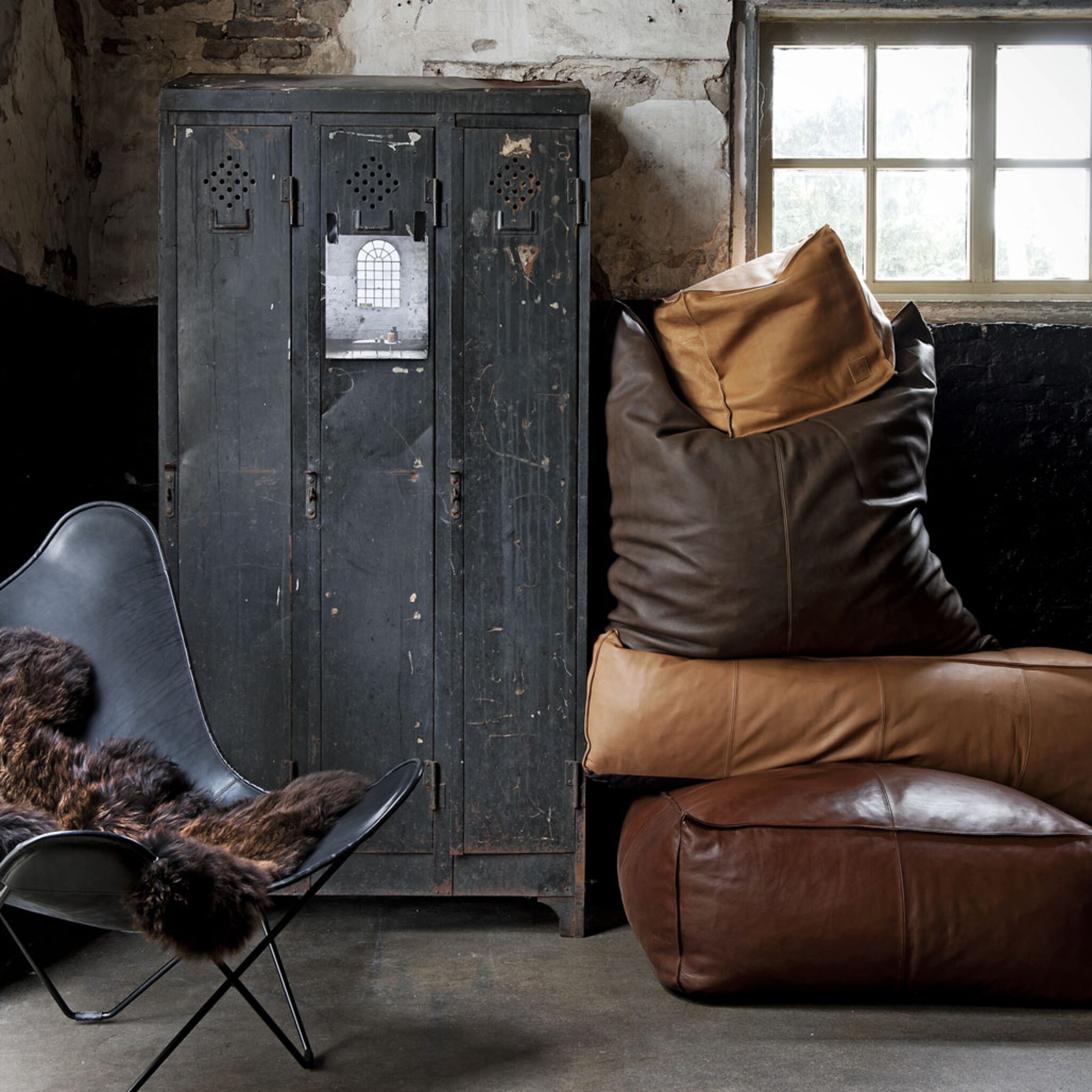 must have in een stoere woonstijl de leren zitzak