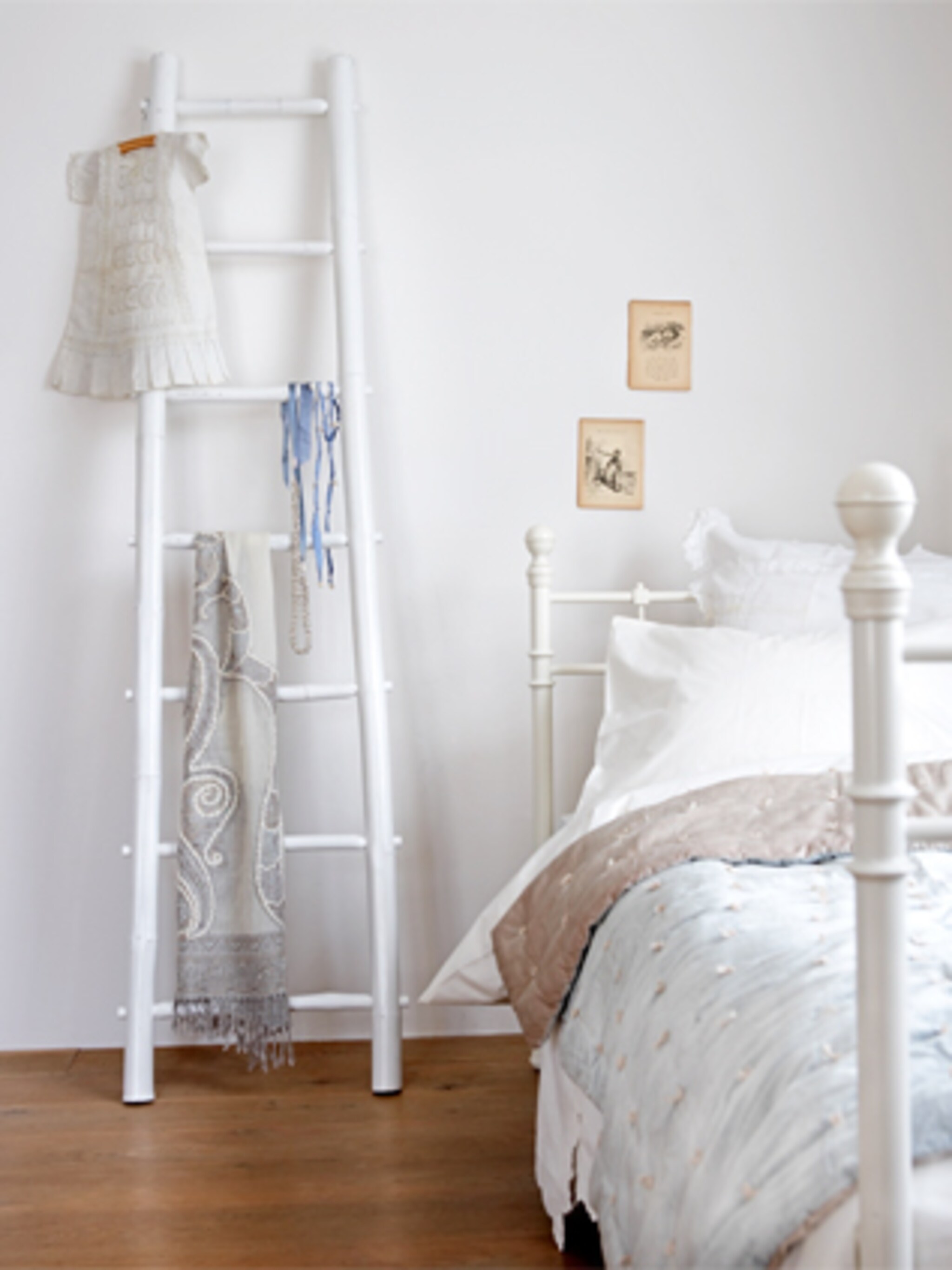 zo gebruik je een houten ladder in huis