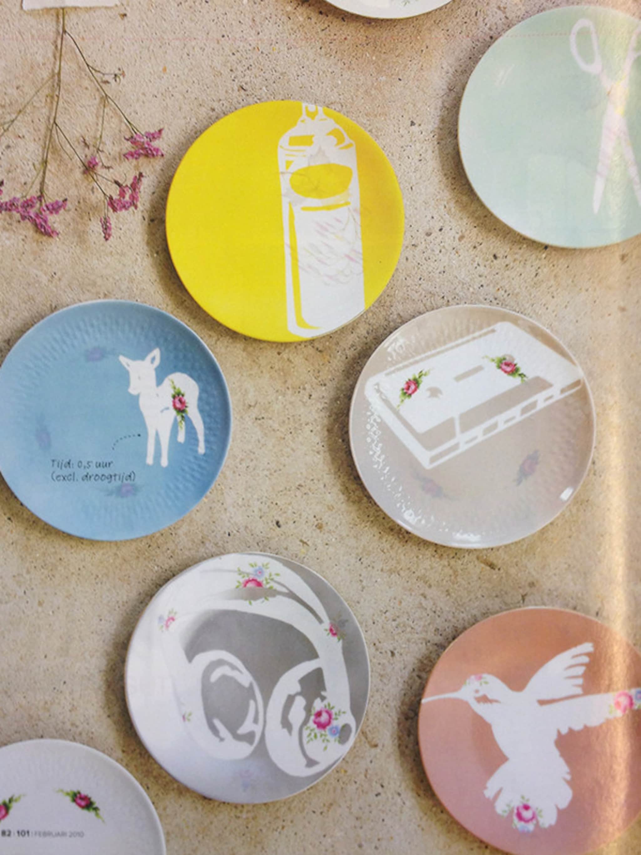 pimp je muur met beschilderd servies