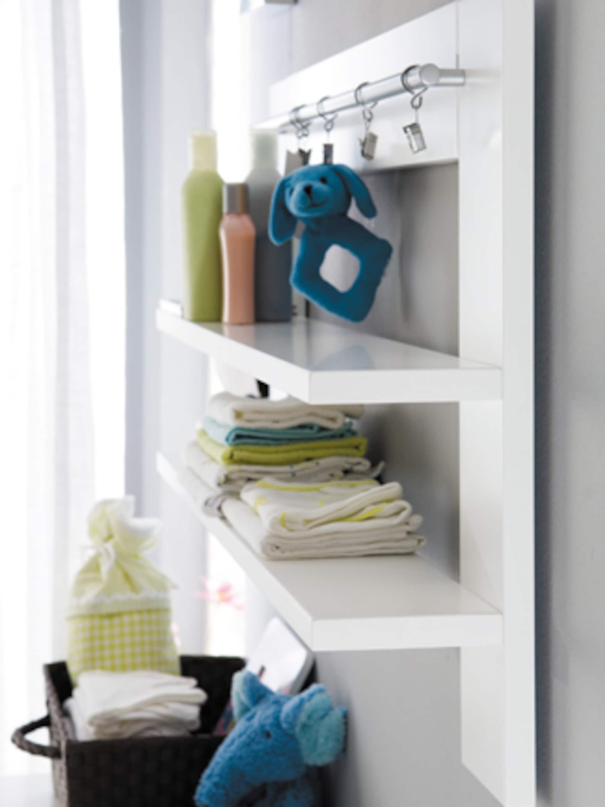 extra opbergruimte plank boven de commode
