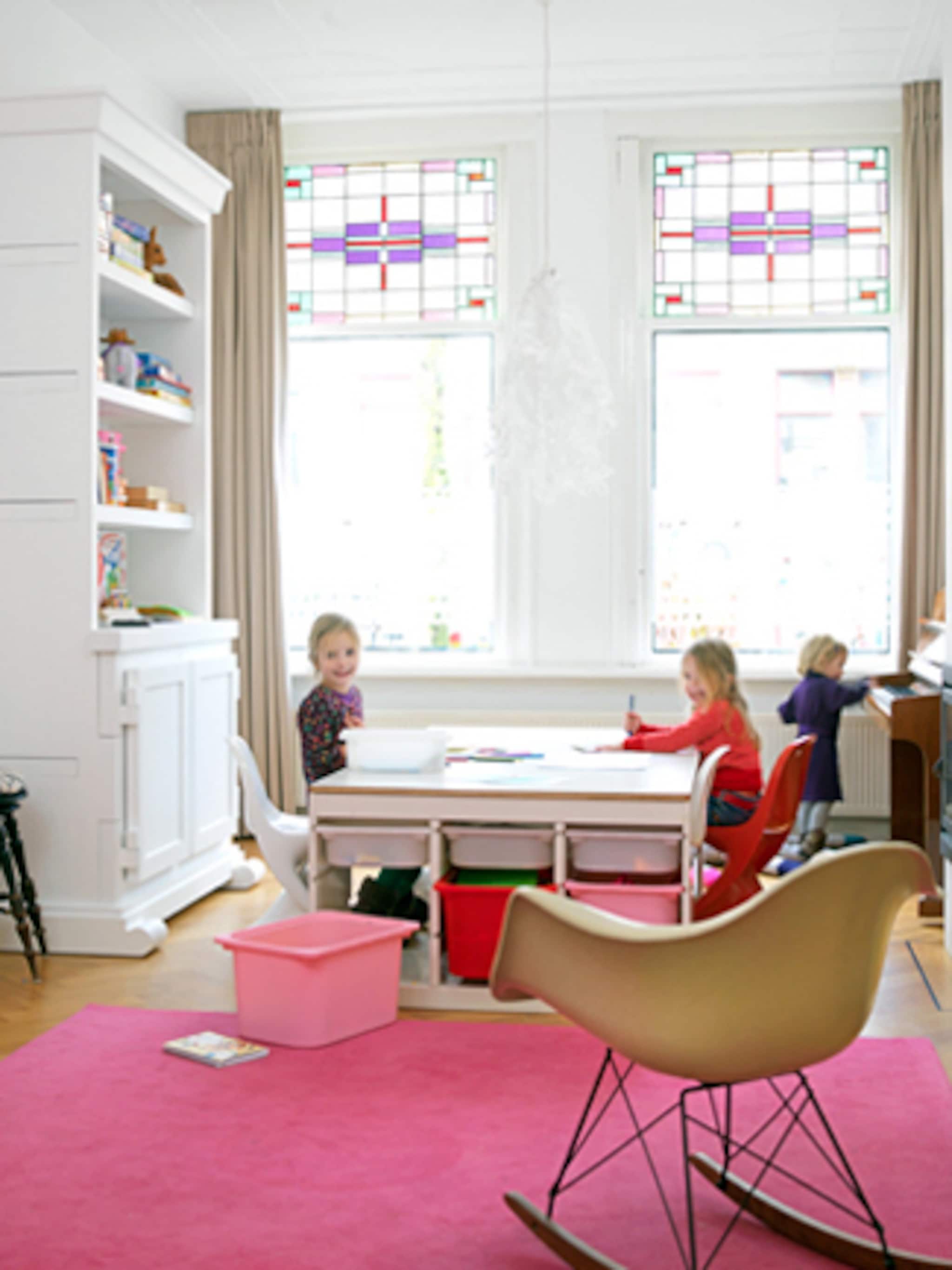 eames schommelstoel