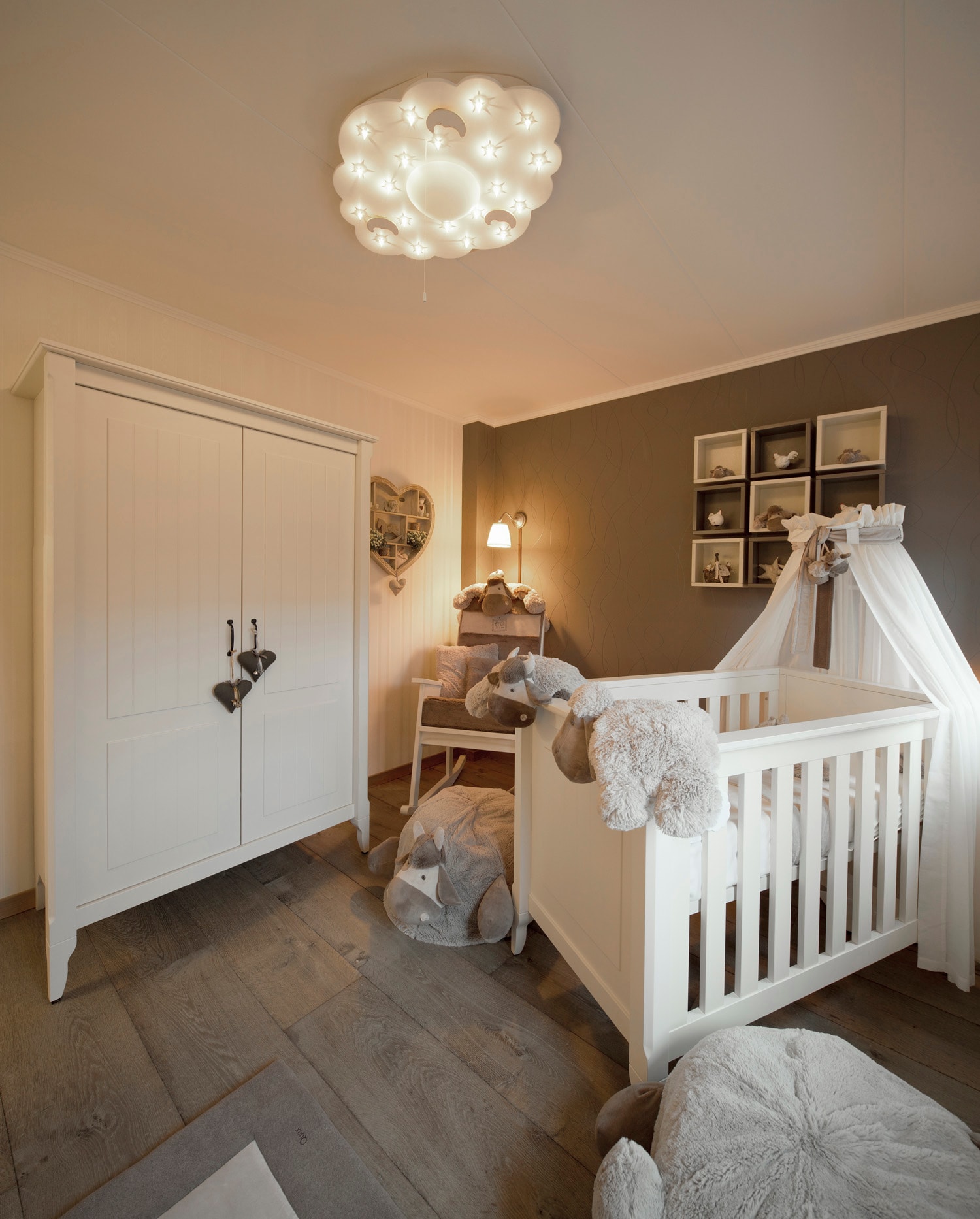 babykamer taupe