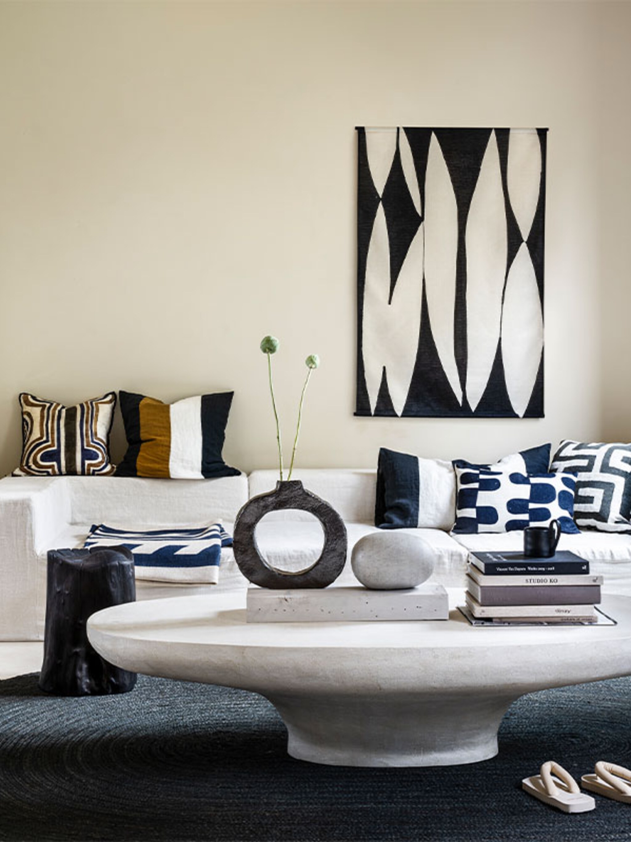 sfeervol minimalistisch zo creeer je de japandi woonstijl in het interieur