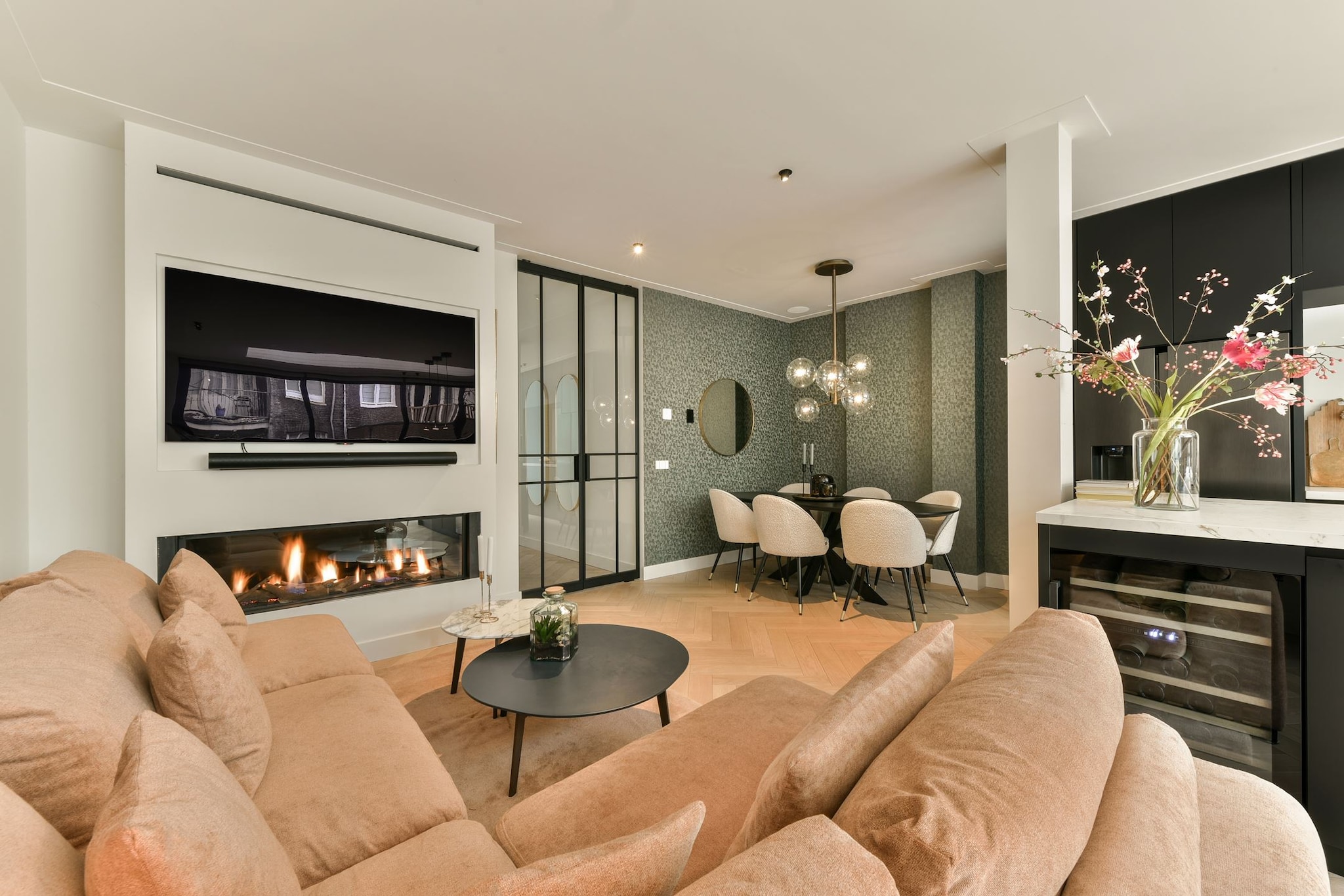 Funda-parel: woonkamer designhuis Funda