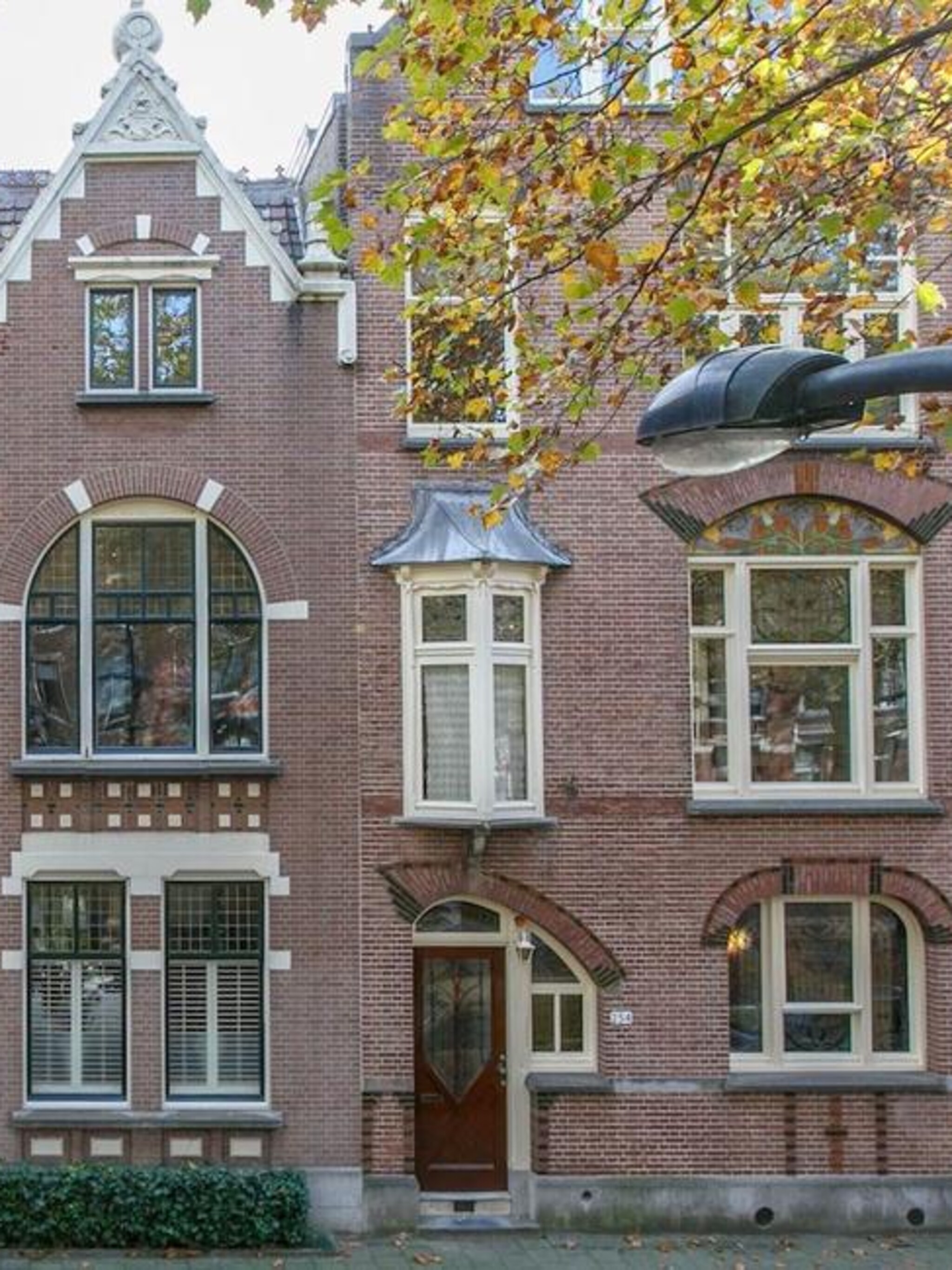 funda parel deftig herenhuis met verrassend stoer interieur in rotterdam