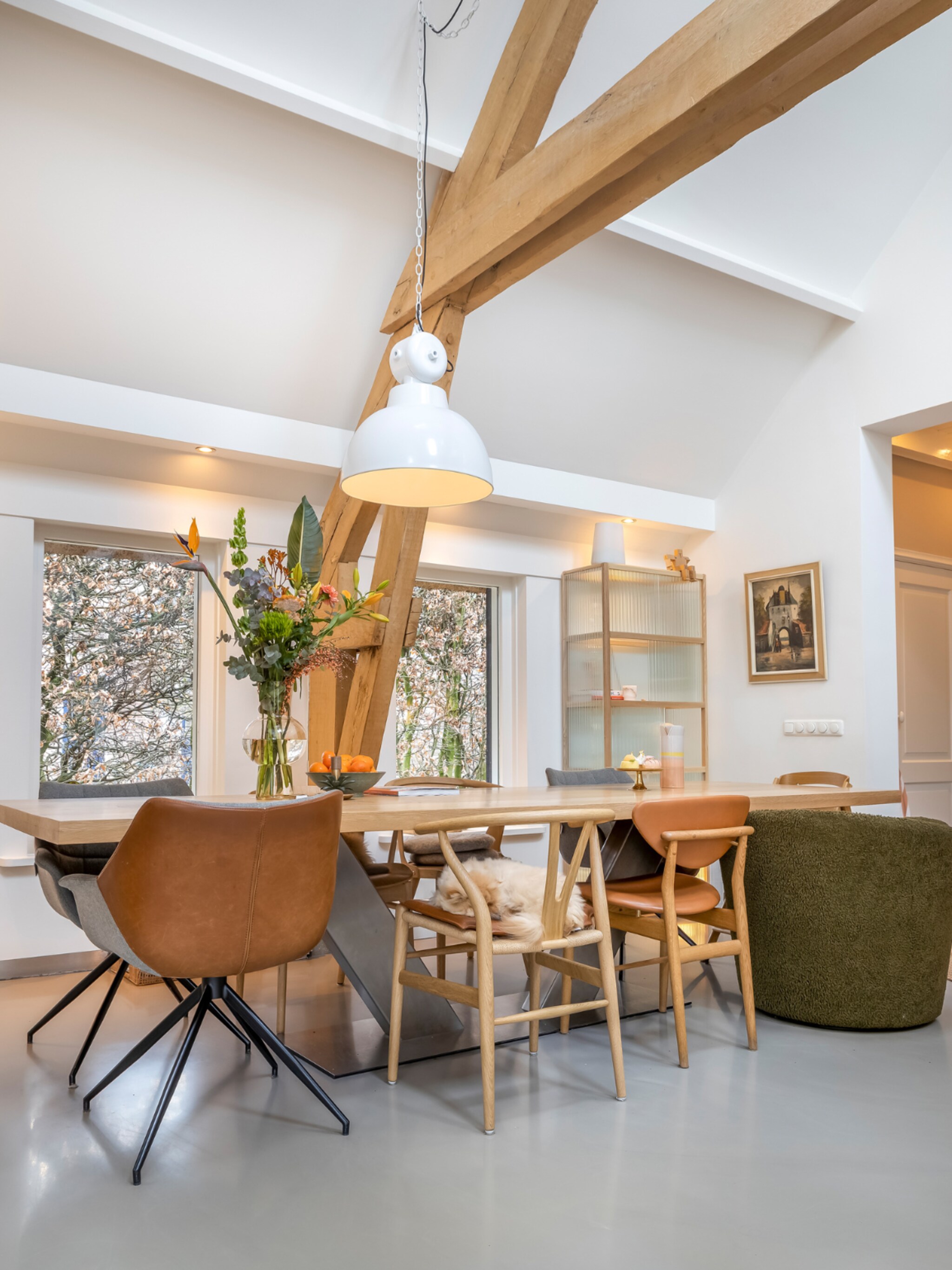 5x binnenkijken in een licht interieur